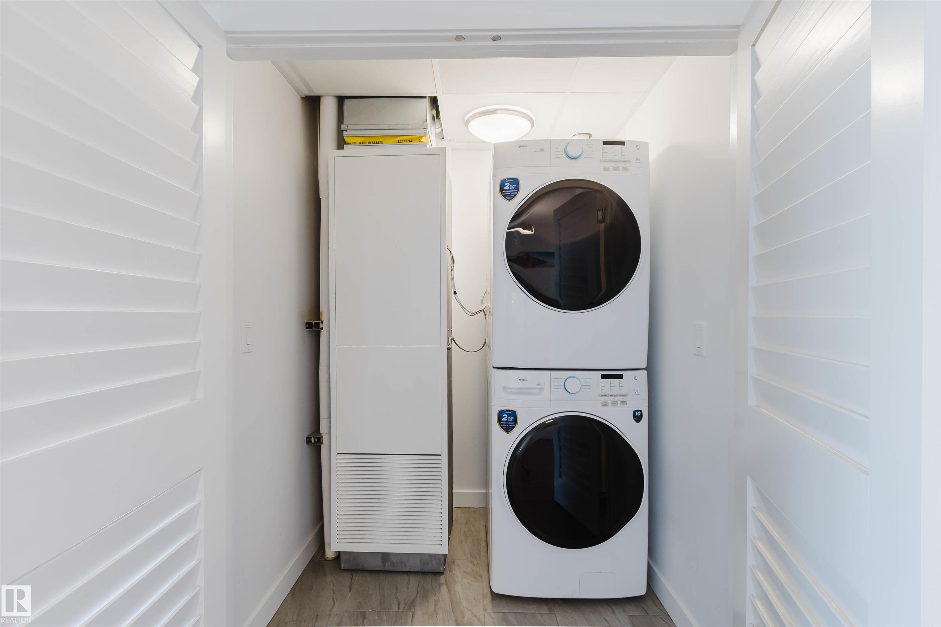 https://zimg.paragon.ice.com/ParagonImages/Property/PM/RAE/225399364/28/0/0/c752804e6c2fd89e864247ef65aaf6da/1/e2b6702031398da4faec39771aa66644/225399364-fcef9881-1db5-4180-8467-f2b899dee7cb.JPG