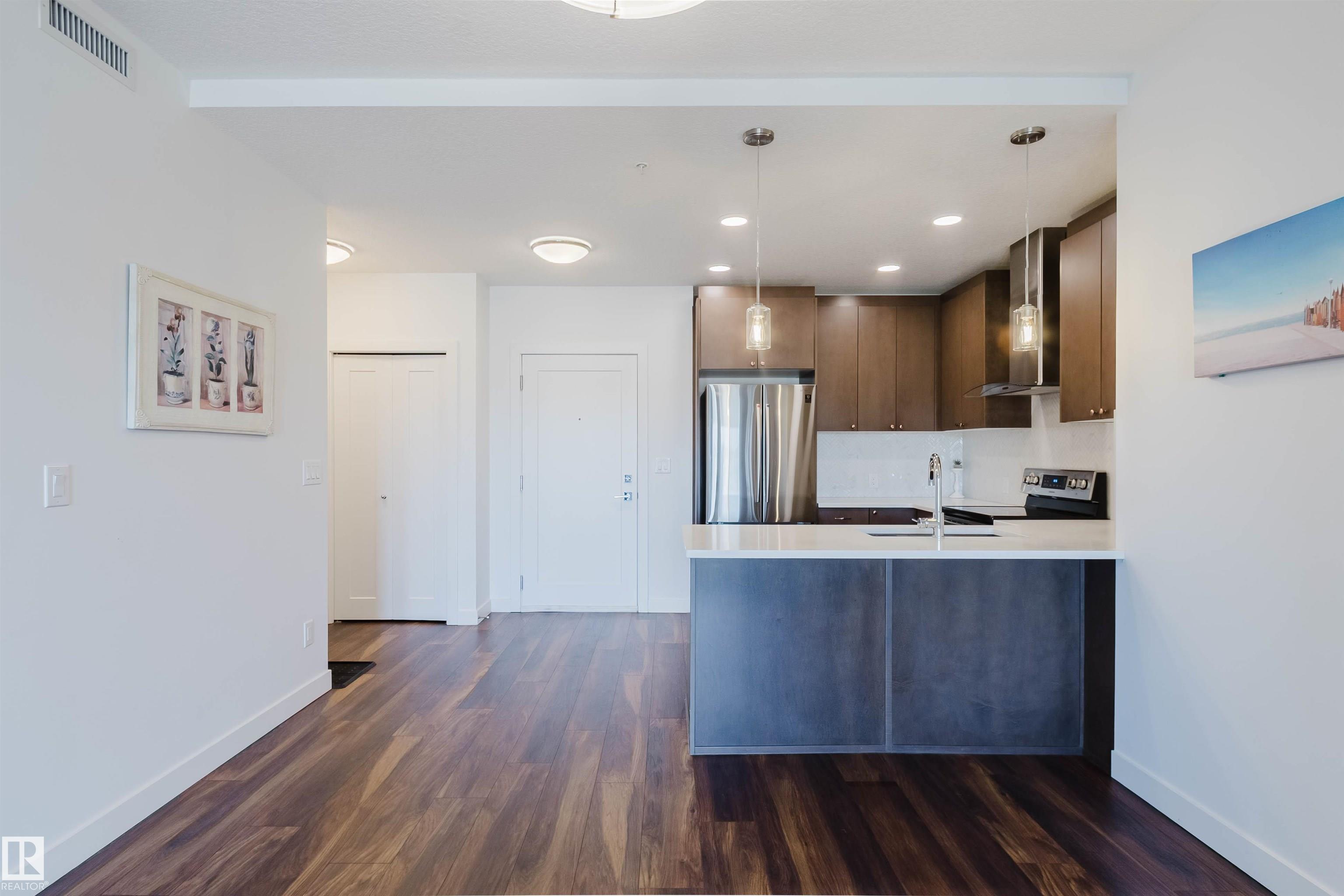 https://zimg.paragon.ice.com/ParagonImages/Property/PM/RAE/225399364/9/0/0/ae8340641d65cca572d35bdd7237ca5a/1/e2b6702031398da4faec39771aa66644/225399364-d22a9ef0-ff21-4e83-8aa5-b9a981e955fe.JPG
