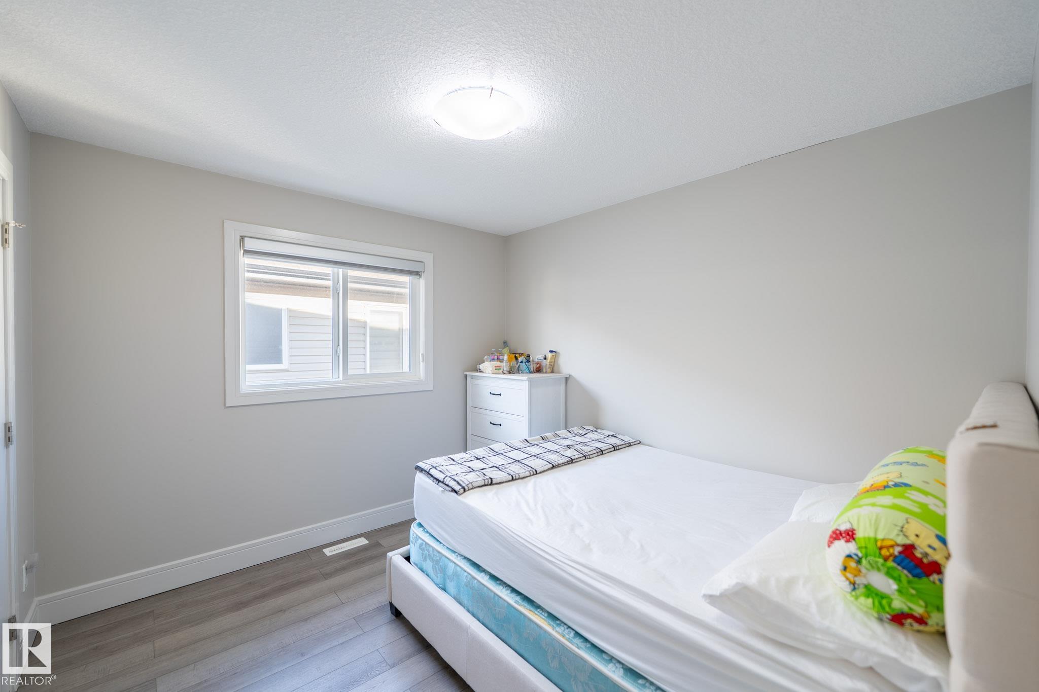 https://zimg.paragon.ice.com/ParagonImages/Property/PM/RAE/225399365/29/0/0/967658398eb2a830c903f4b0cd86a47f/1/6d180d67edf518168dcbe5e6d8103d84/225399365-205AD508-79C0-41C1-8918-74124A4DF6FC.JPG
