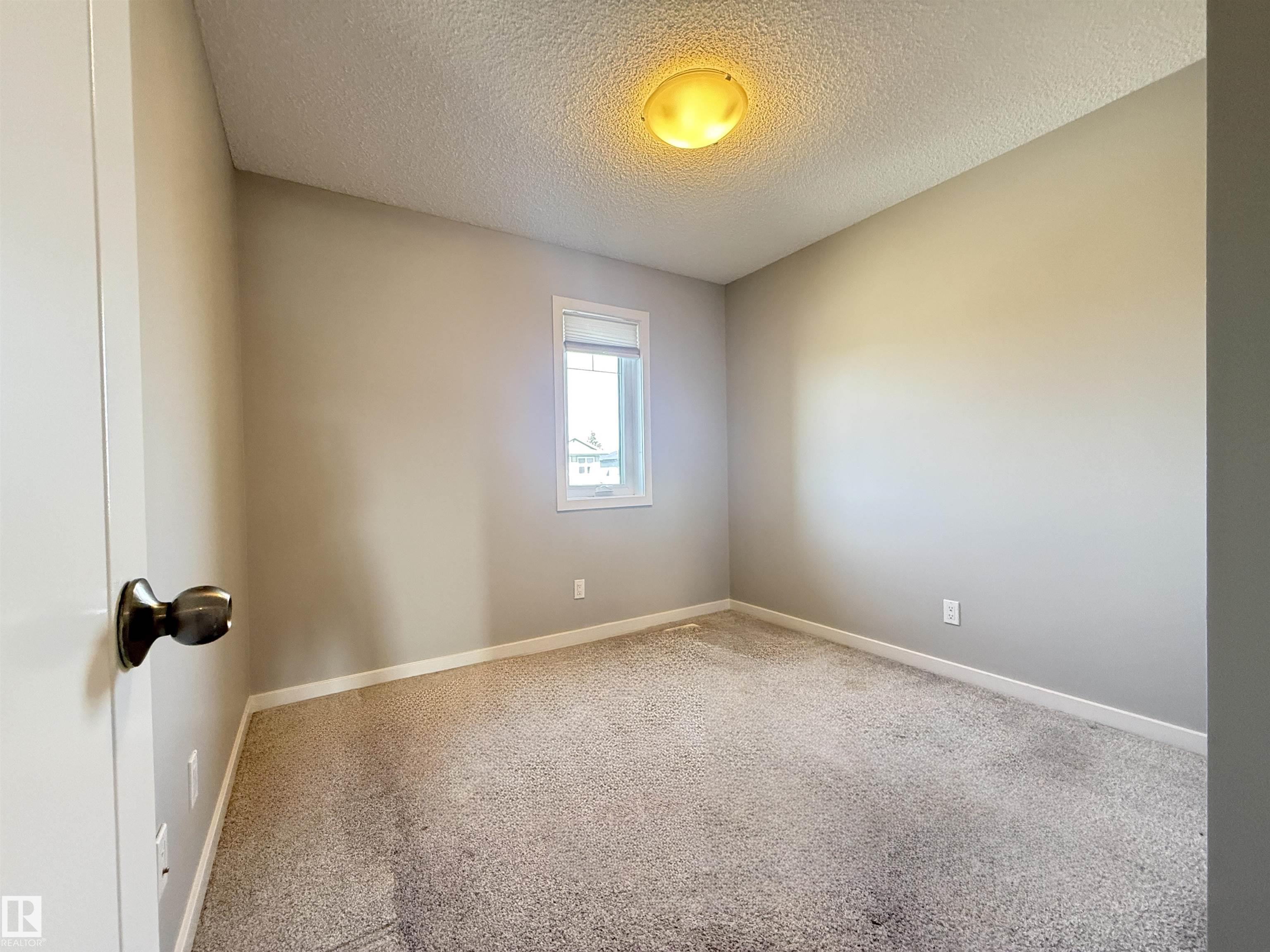 https://zimg.paragon.ice.com/ParagonImages/Property/PM/RAE/225399366/16/0/0/38984d23651a1e91e2024b54a5e25900/1/e0aaf61d1107046ce651087376685ddb/225399366-a201fea5-40dd-4580-9f6f-fa094d7fe024.JPG