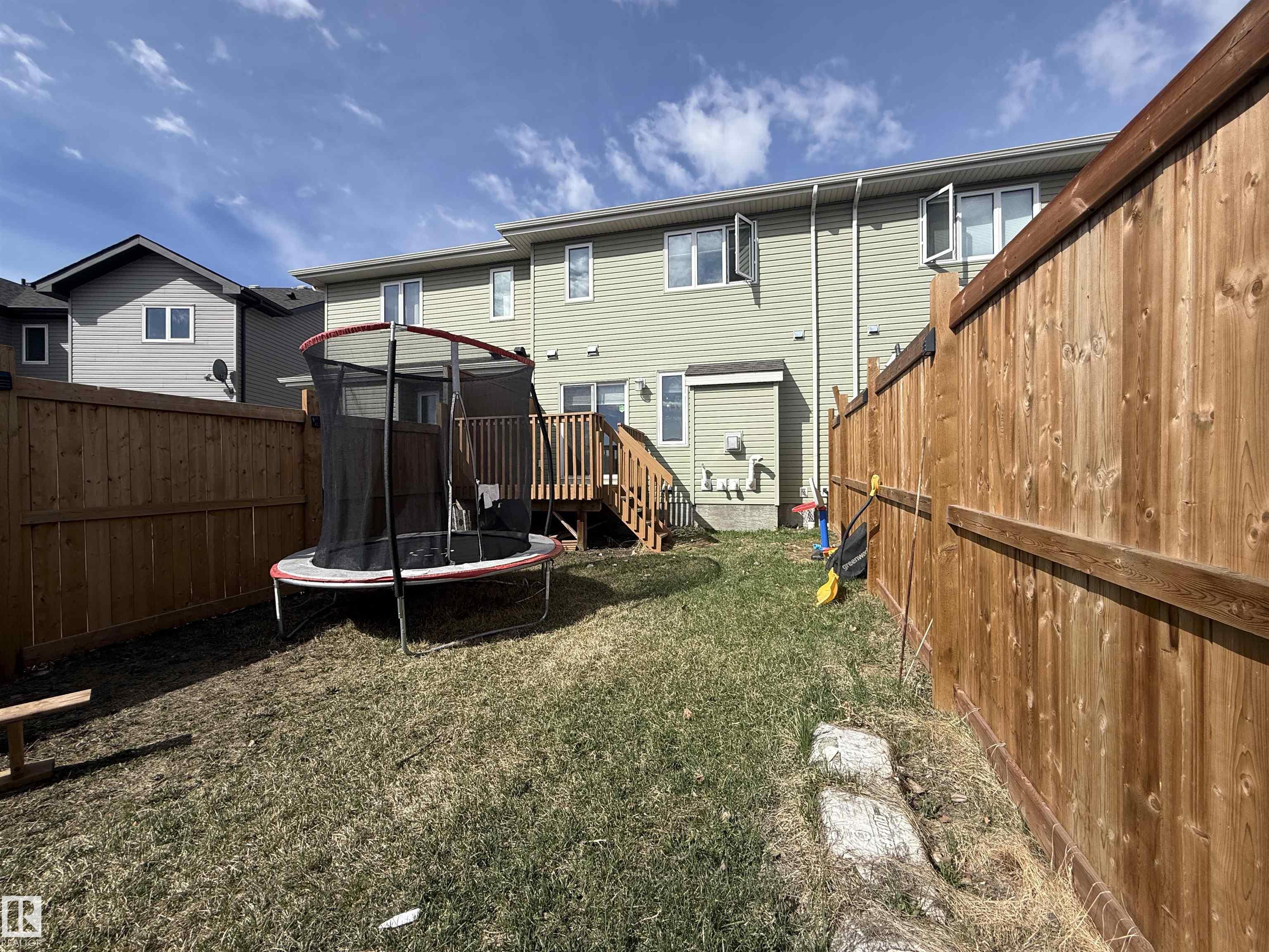 https://zimg.paragon.ice.com/ParagonImages/Property/PM/RAE/225399366/23/0/0/4add912825a3f05f8ef44e4b24b54676/1/e0aaf61d1107046ce651087376685ddb/225399366-ad69b2f9-28c4-488a-a56f-d4f75e9f61c1.JPG