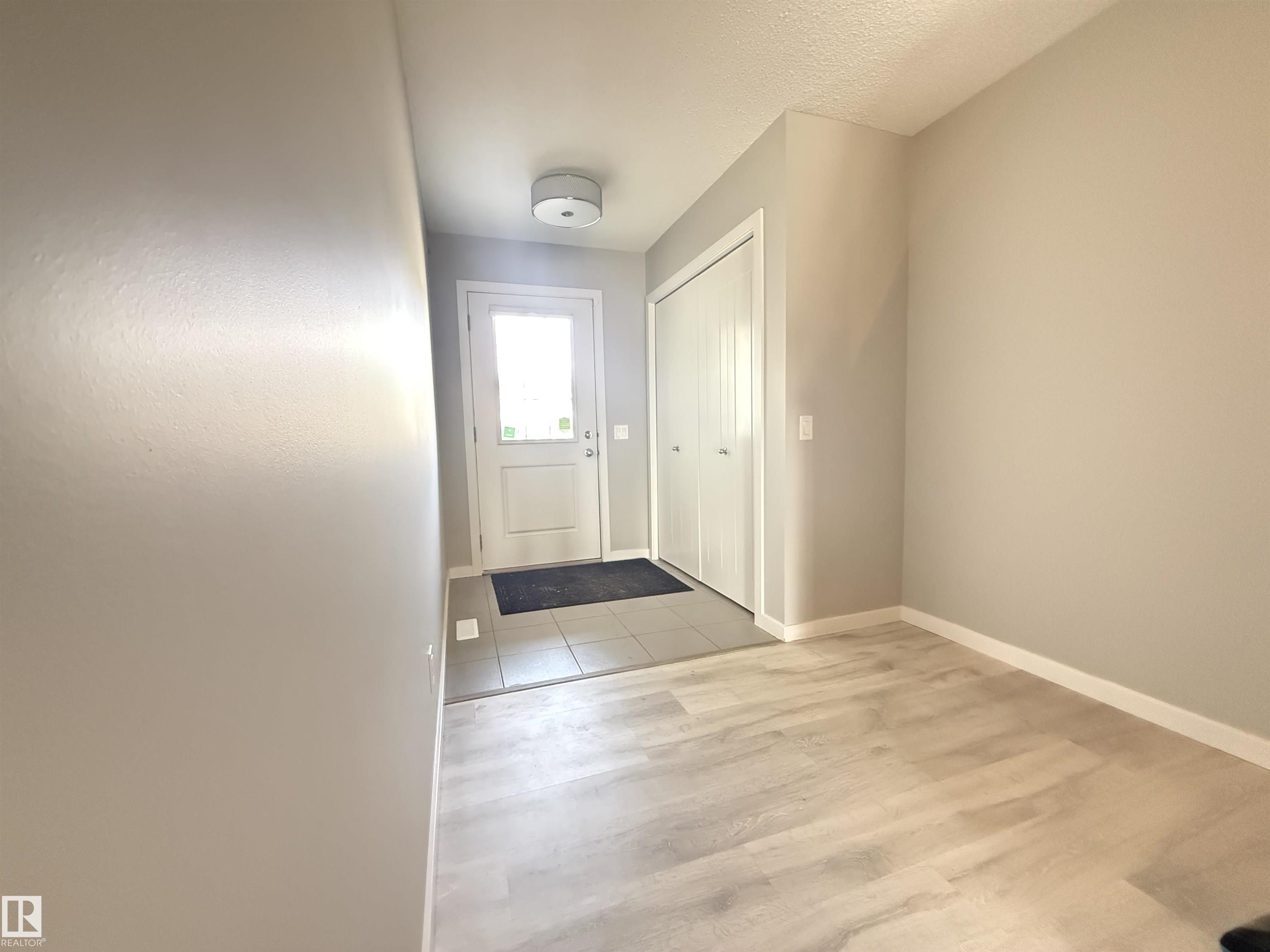 https://zimg.paragon.ice.com/ParagonImages/Property/PM/RAE/225399366/7/0/0/14005119ffd3a802cf28bd8a295be580/1/e0aaf61d1107046ce651087376685ddb/225399366-8aa45021-2d99-4fee-81e1-3f34fc94516d.JPG