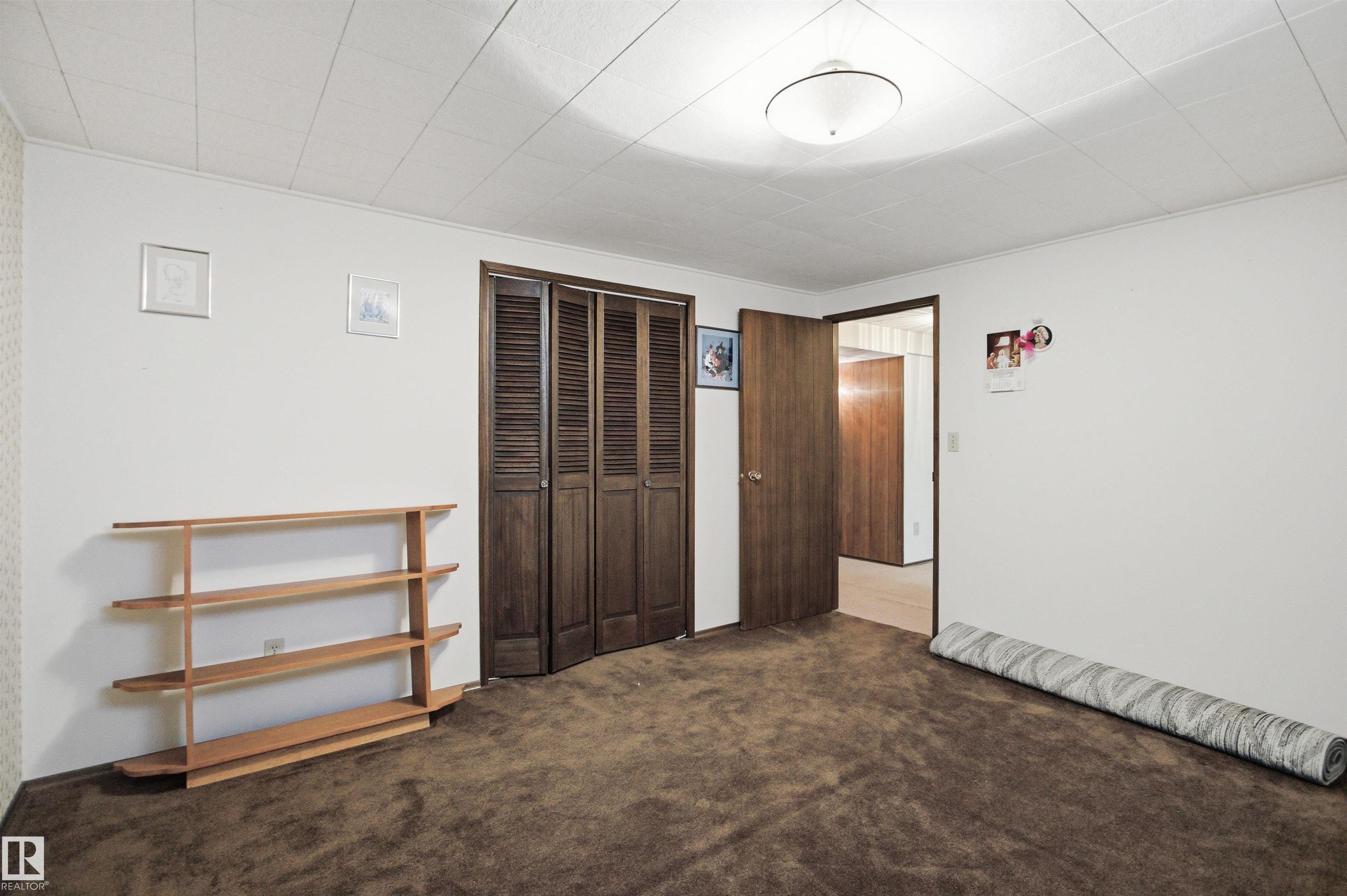 https://zimg.paragon.ice.com/ParagonImages/Property/PM/RAE/225399369/43/0/0/fb84453ff63a4dd32a9ea87495925b8a/1/b62939aa7da765661161a87e11f15367/225399369-83c7545e-9e71-41ff-bf05-d226195ae516.JPG