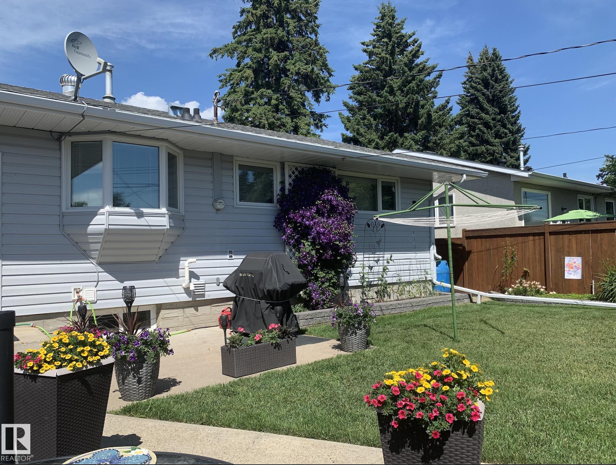 Photo 34 at 6303 92b Avenue NW, Ottewell, Edmonton