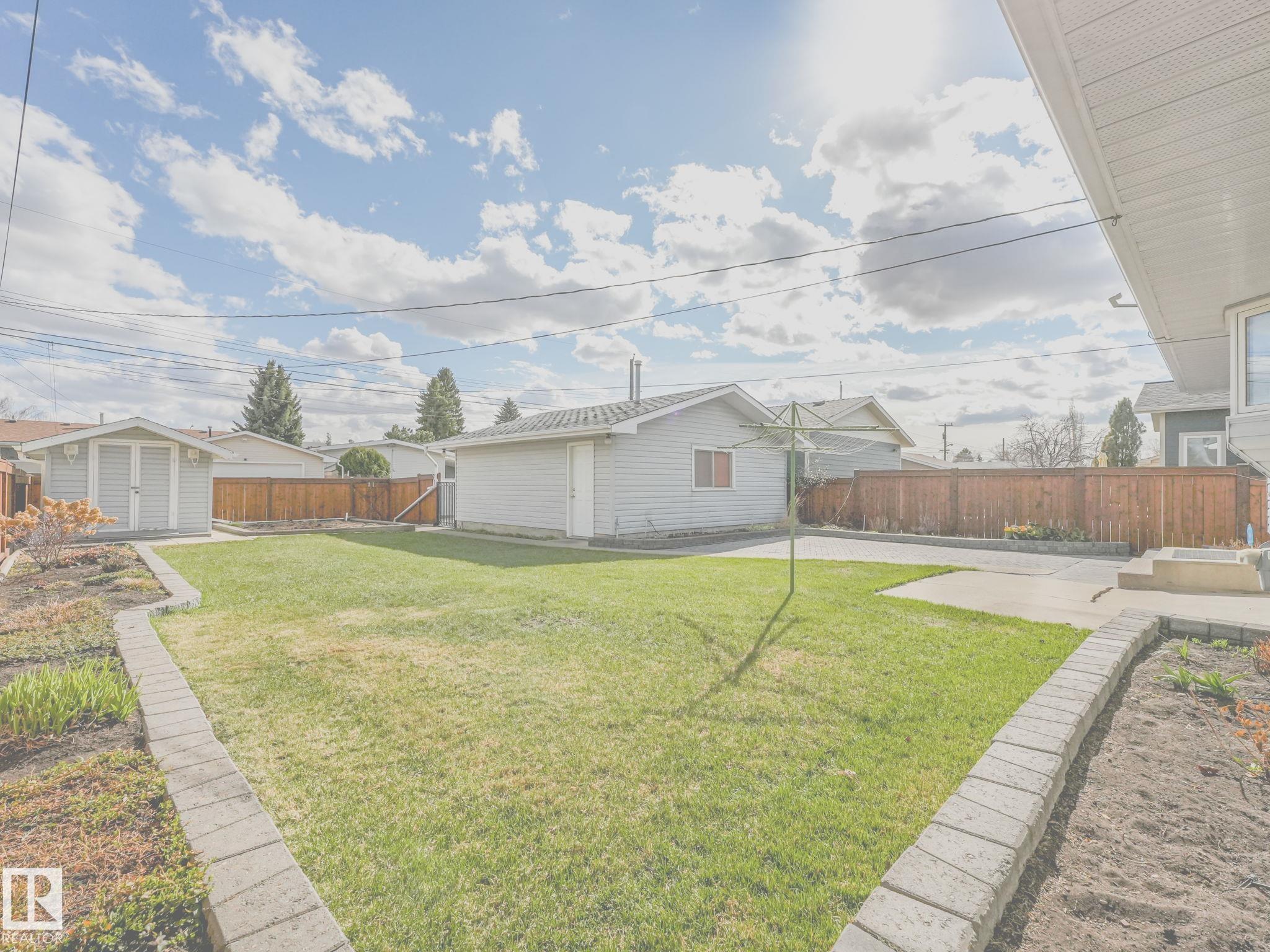 Photo 41 at 6303 92b Avenue NW, Ottewell, Edmonton