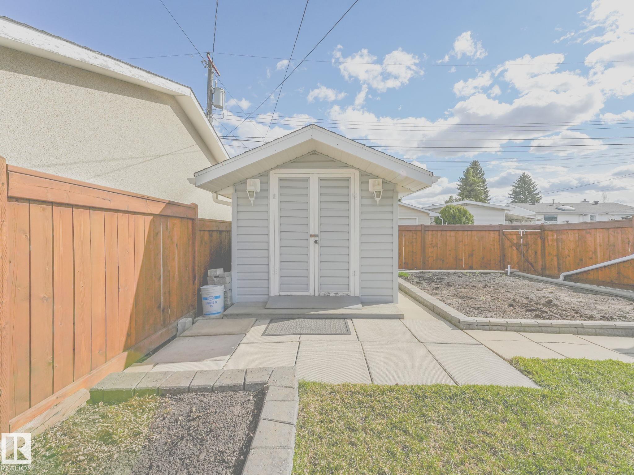 Photo 44 at 6303 92b Avenue NW, Ottewell, Edmonton