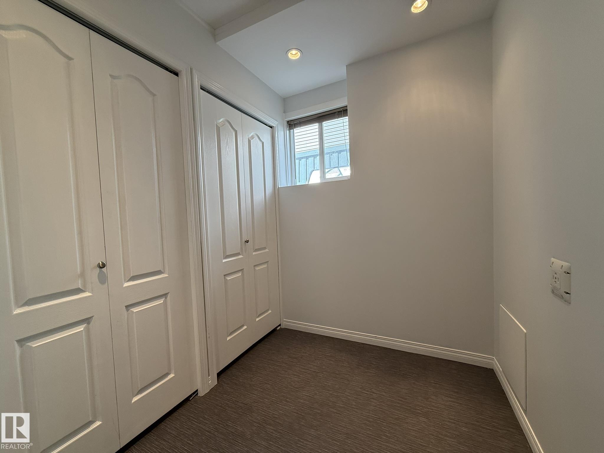 https://zimg.paragon.ice.com/ParagonImages/Property/PM/RAE/225399382/36/0/0/180d7c75cc32e907b75128368493edad/1/6a36fcdab426d390d716e69af4fb1378/225399382-30695646-f702-440d-a5f9-8666499061da.JPG
