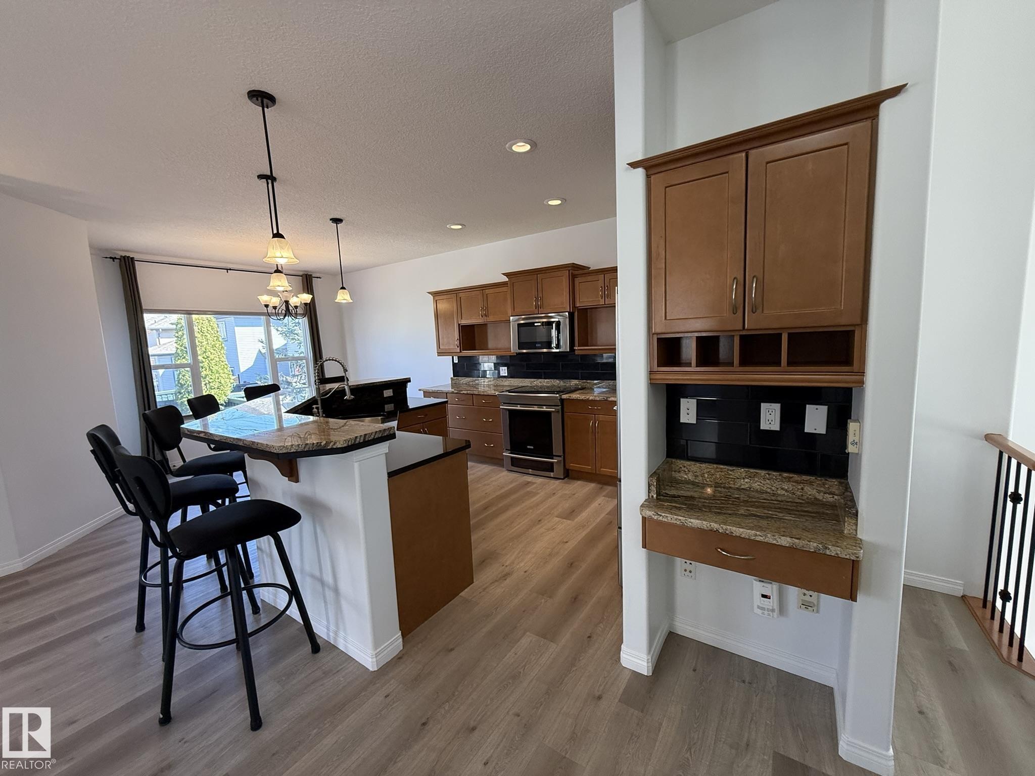 Picture for 2335 RUTHERFORD WY SW