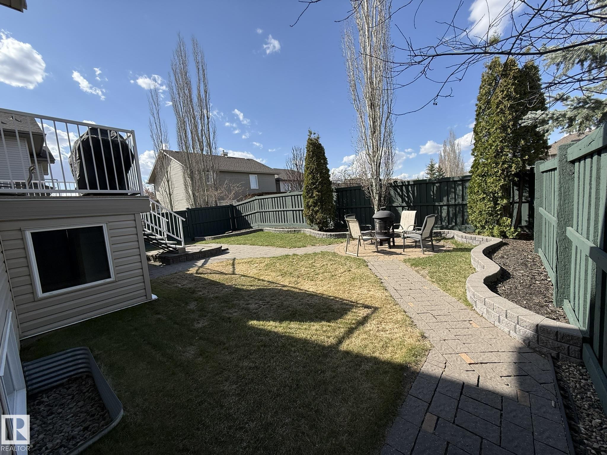 https://zimg.paragon.ice.com/ParagonImages/Property/PM/RAE/225399382/55/0/0/d1a84c99c68b5eaec6e758cc20344f9b/1/6a36fcdab426d390d716e69af4fb1378/225399382-3f934519-c9f7-4d35-9b9b-af8f2b5da087.JPG