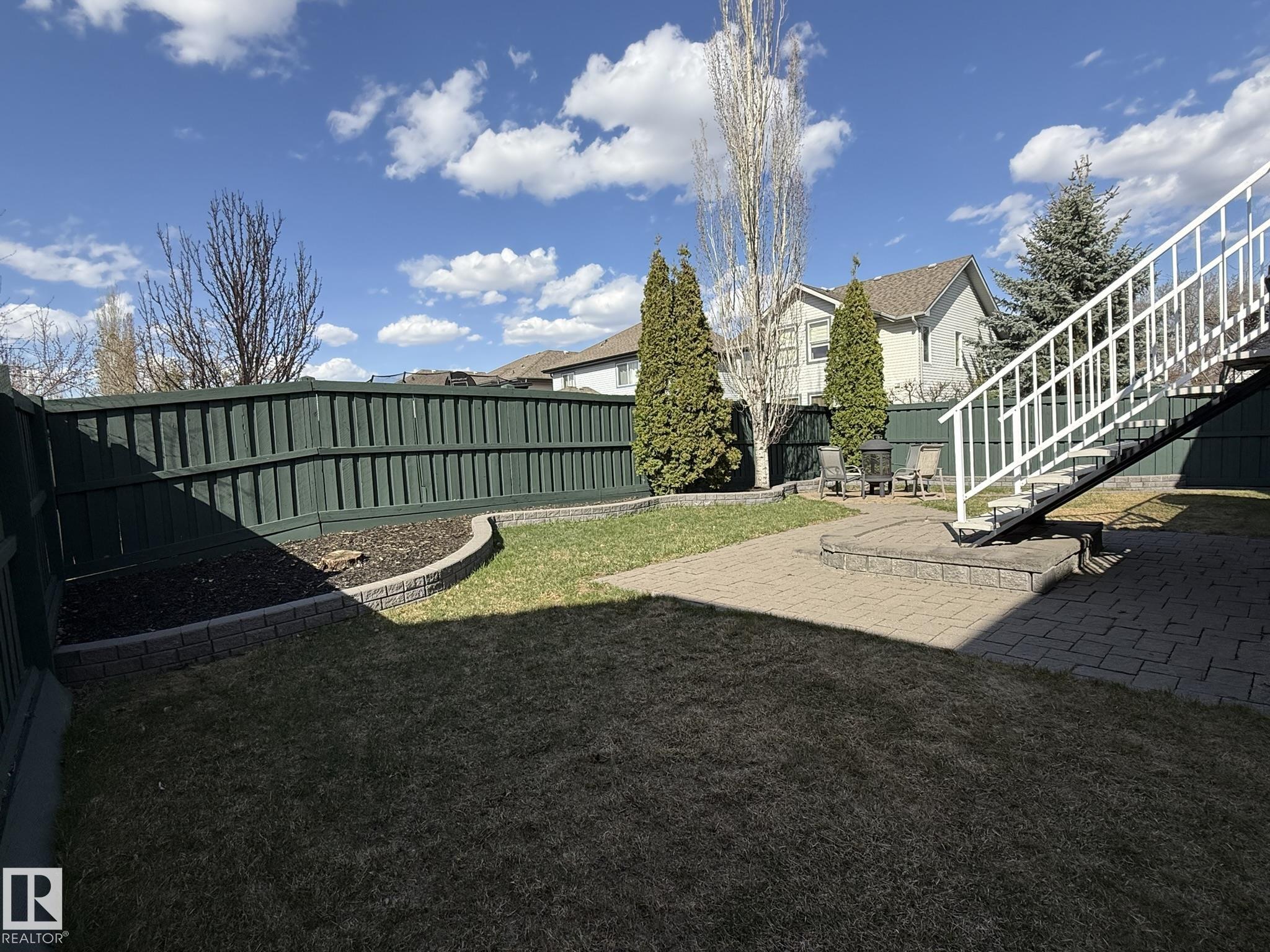 https://zimg.paragon.ice.com/ParagonImages/Property/PM/RAE/225399382/63/0/0/5a3efb9898a0d0b313a2465e111e3fd4/1/6a36fcdab426d390d716e69af4fb1378/225399382-2300dccf-a9b8-4eda-aee4-6d38e0754c55.JPG