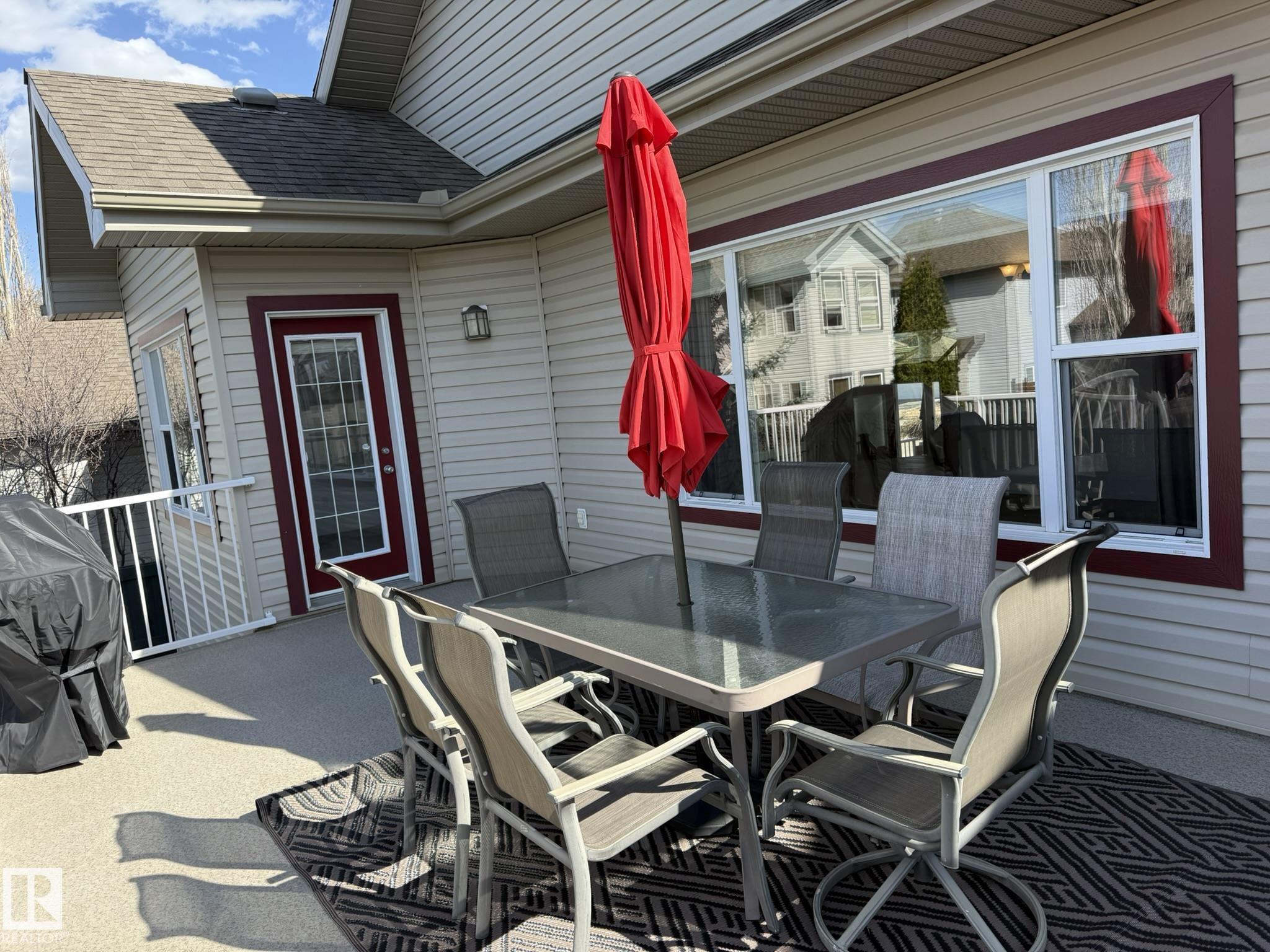 https://zimg.paragon.ice.com/ParagonImages/Property/PM/RAE/225399382/64/0/0/fc9152557c9c8e86fecc461d1238f675/1/6a36fcdab426d390d716e69af4fb1378/225399382-a4723e05-3a10-4704-a133-4cdd144023b0.JPG