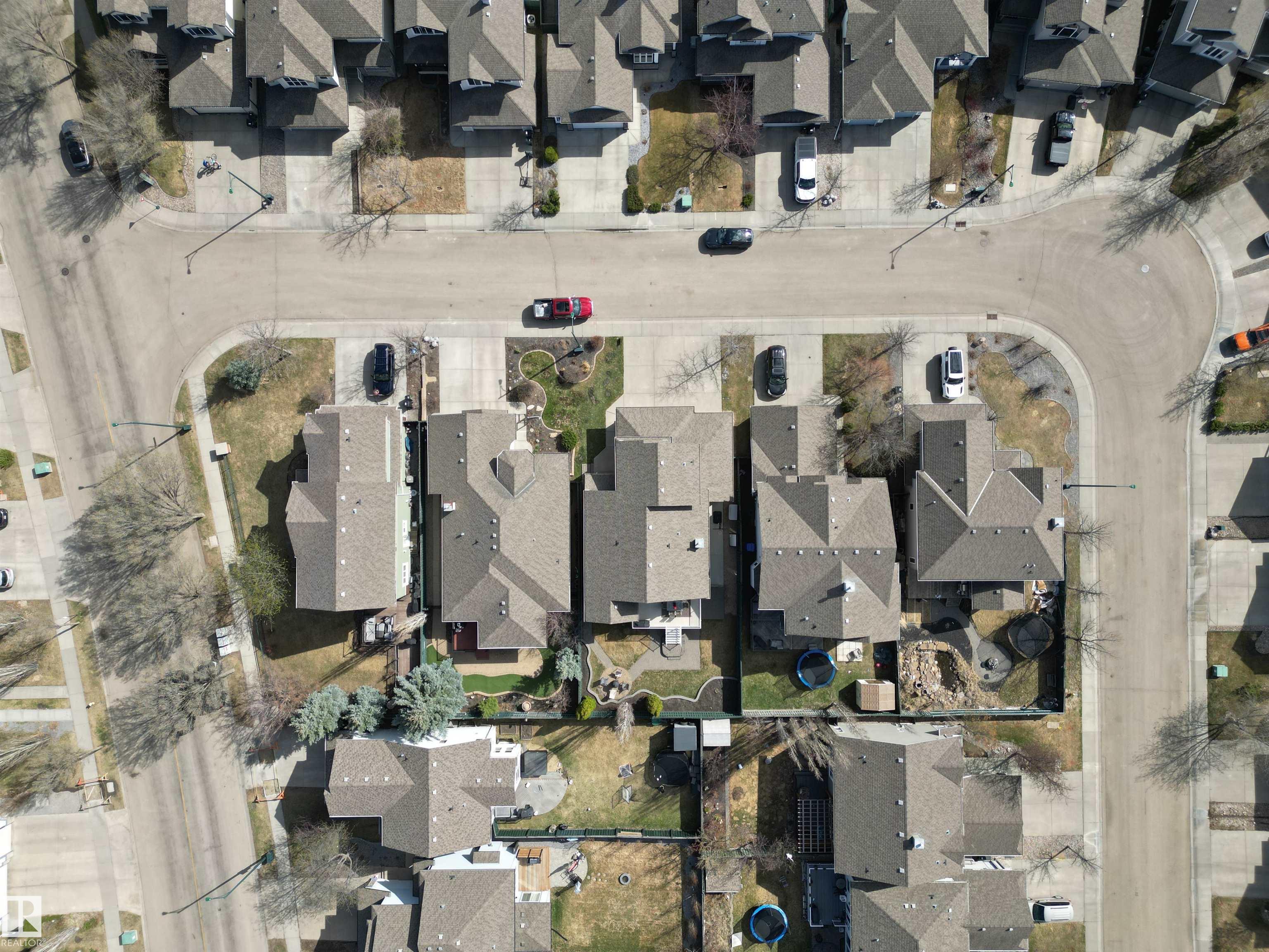 https://zimg.paragon.ice.com/ParagonImages/Property/PM/RAE/225399382/69/0/0/00cc7f9b62afb3ce768338c31f8c8823/1/6a36fcdab426d390d716e69af4fb1378/225399382-5a429389-9b40-4653-bf3b-39335f891461.JPG