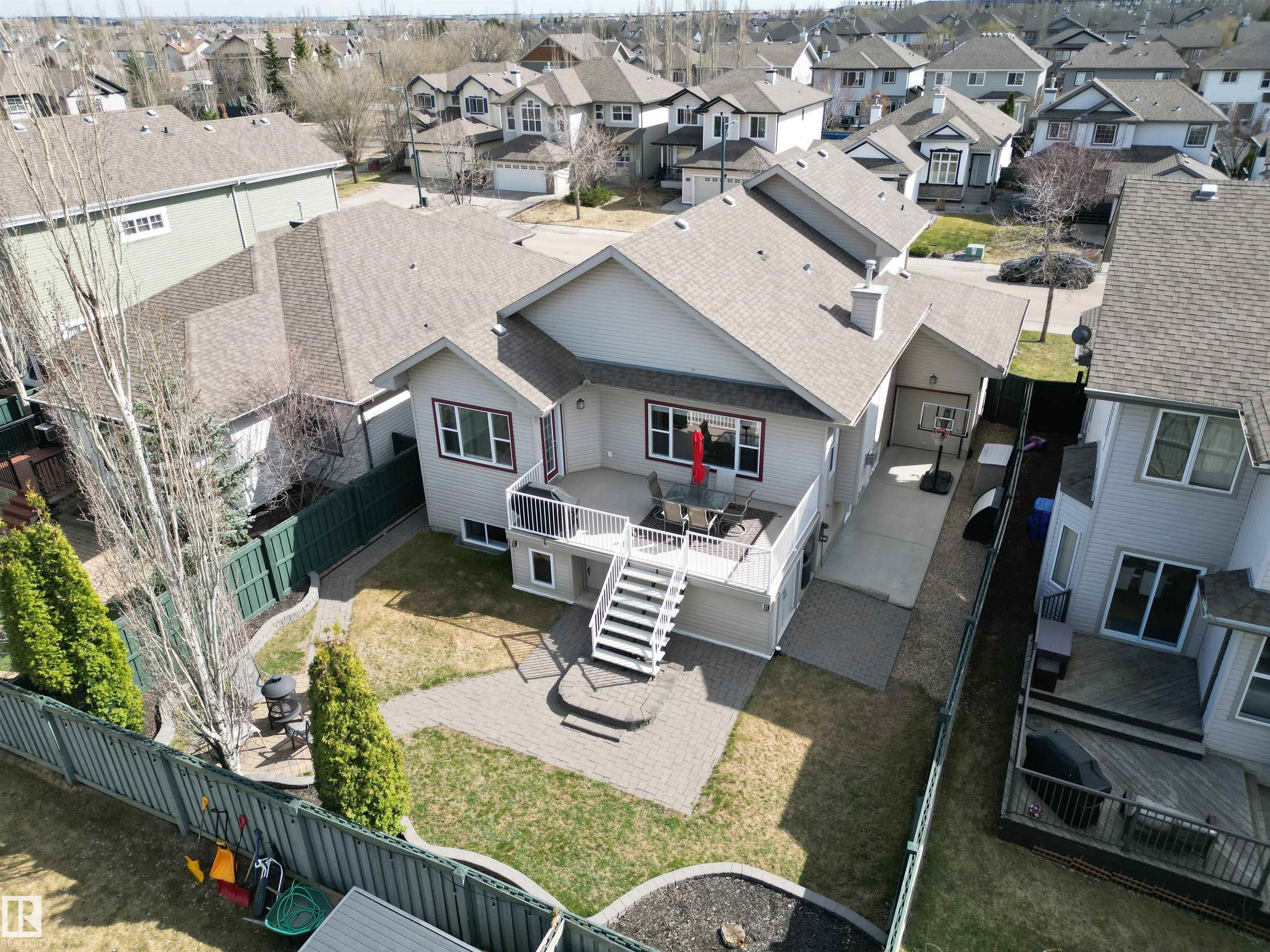 https://zimg.paragon.ice.com/ParagonImages/Property/PM/RAE/225399382/72/0/0/d6847a137a119ac56a4e517e4e2595cc/1/6a36fcdab426d390d716e69af4fb1378/225399382-fa64d197-f46b-4d53-b34c-1d2040f1ca2e.JPG