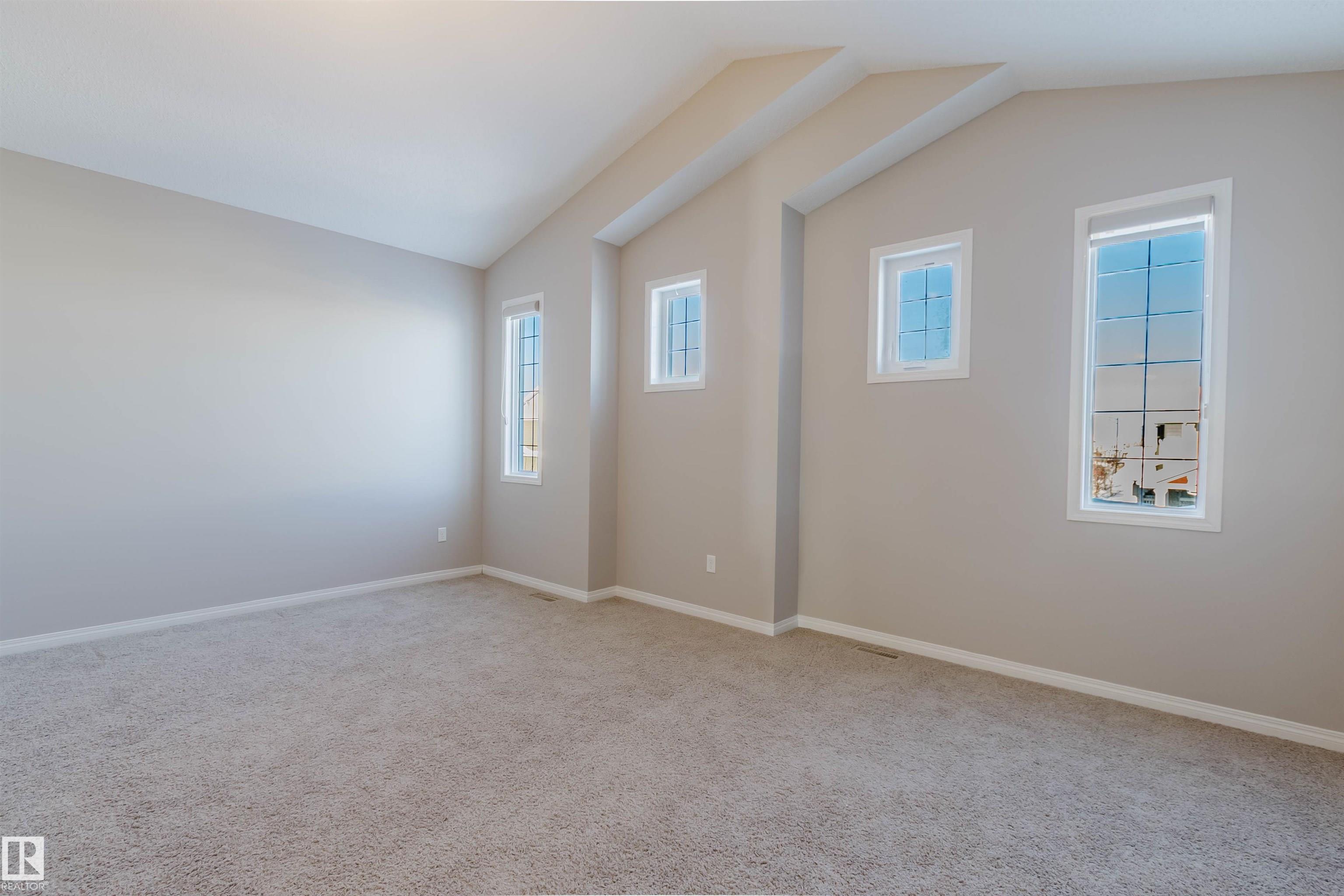 https://zimg.paragon.ice.com/ParagonImages/Property/PM/RAE/225399390/20/0/0/5596c8c866bdf165870d6c464104b25b/1/252a1b558dcc17fdaa58f15bae422943/225399390-f471aef9-a279-455e-b781-5b30e60353d6.JPG