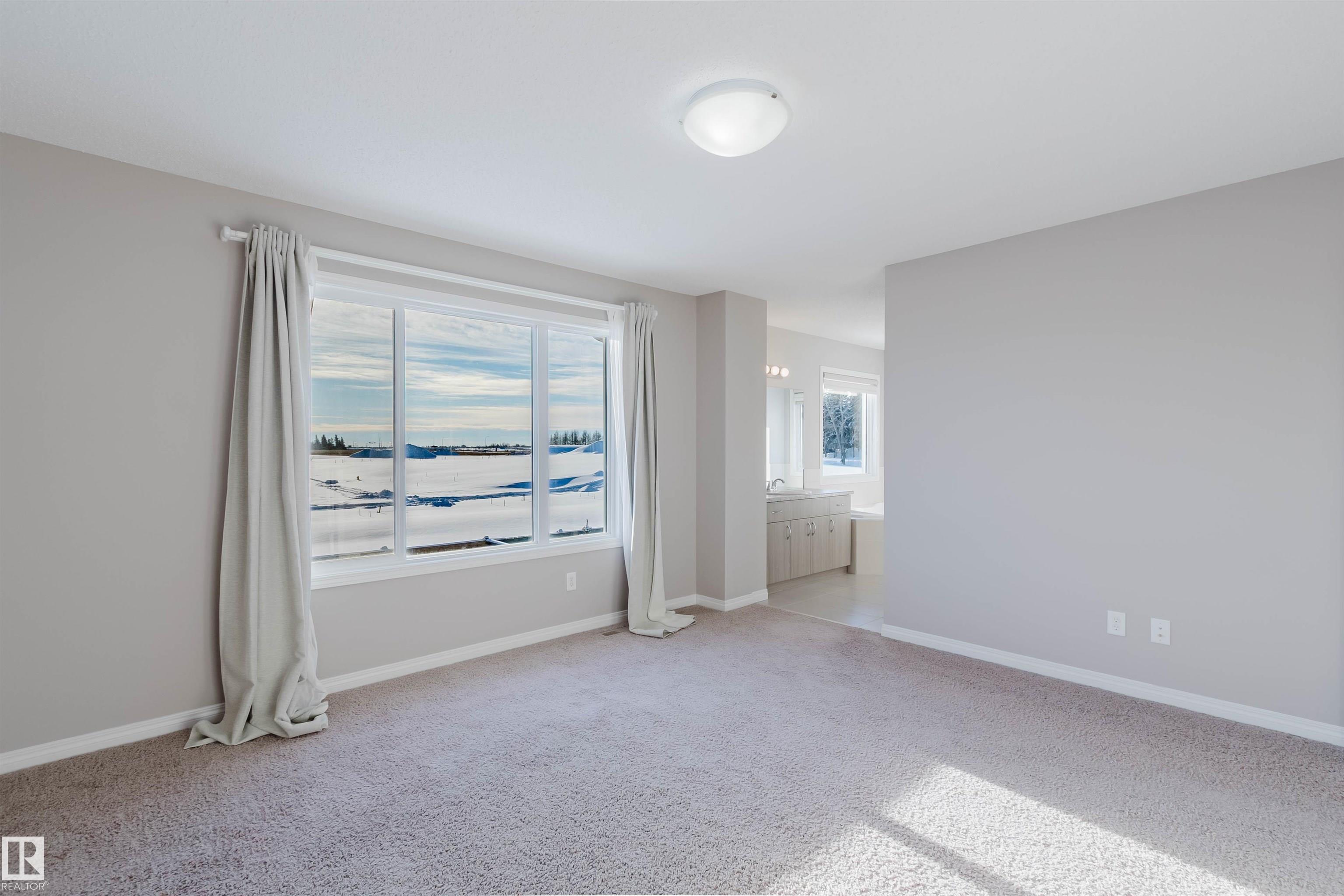 https://zimg.paragon.ice.com/ParagonImages/Property/PM/RAE/225399390/23/0/0/f7d7f787c6938dd94367d71402a5fed5/1/252a1b558dcc17fdaa58f15bae422943/225399390-b7272ec8-5da4-4f7a-90d8-6f91146ef61a.JPG