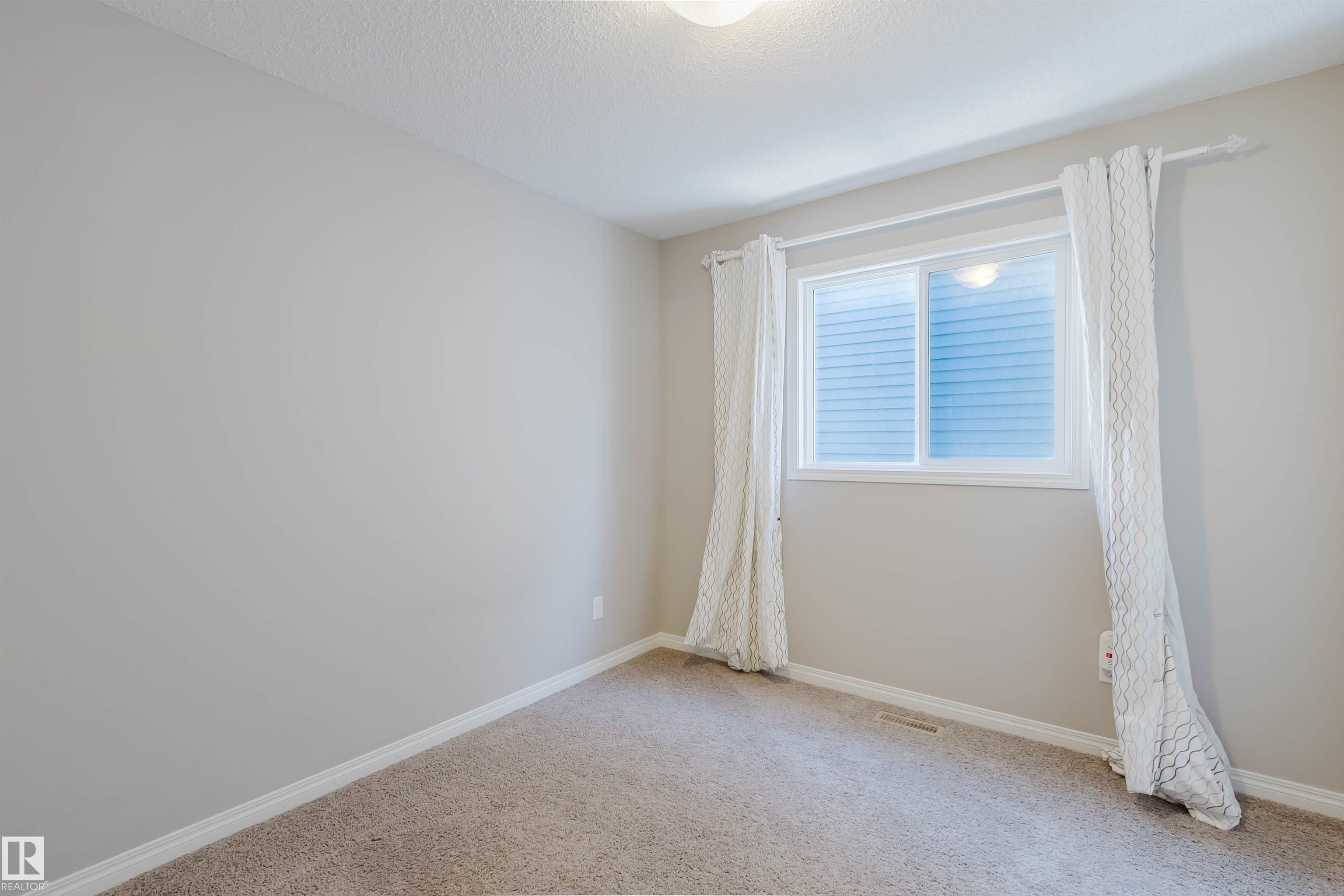 https://zimg.paragon.ice.com/ParagonImages/Property/PM/RAE/225399390/31/0/0/0b57d44521a1acdc59240bdfb4d93eab/1/252a1b558dcc17fdaa58f15bae422943/225399390-080806f8-6c75-4636-8f20-e5f569fb5fcf.JPG