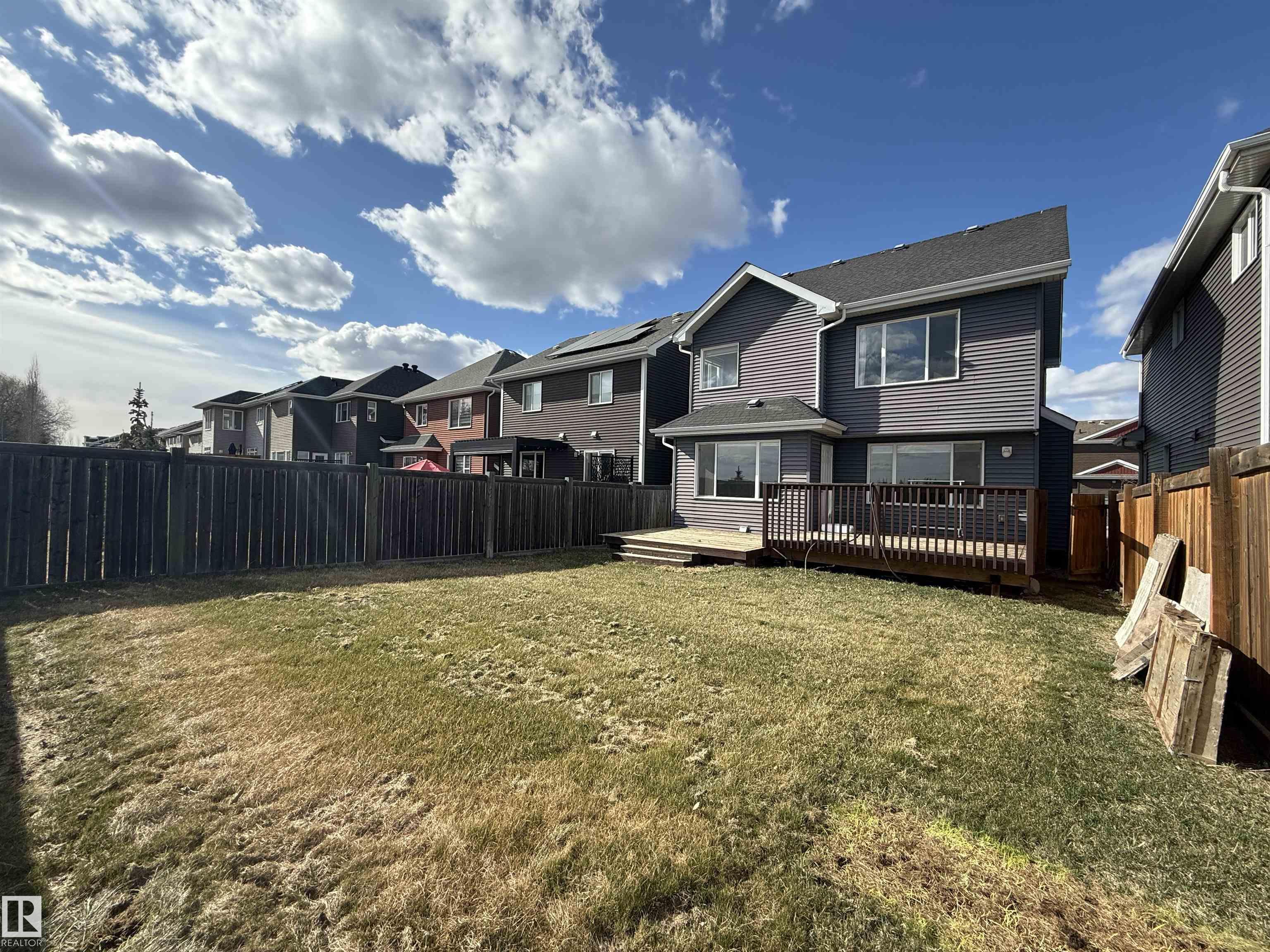 https://zimg.paragon.ice.com/ParagonImages/Property/PM/RAE/225399390/36/0/0/c3c4b6e7b9dd68da2b747462efde8118/1/252a1b558dcc17fdaa58f15bae422943/225399390-1d68d25c-3890-4ff6-bbf5-7e273ab99bf8.JPG