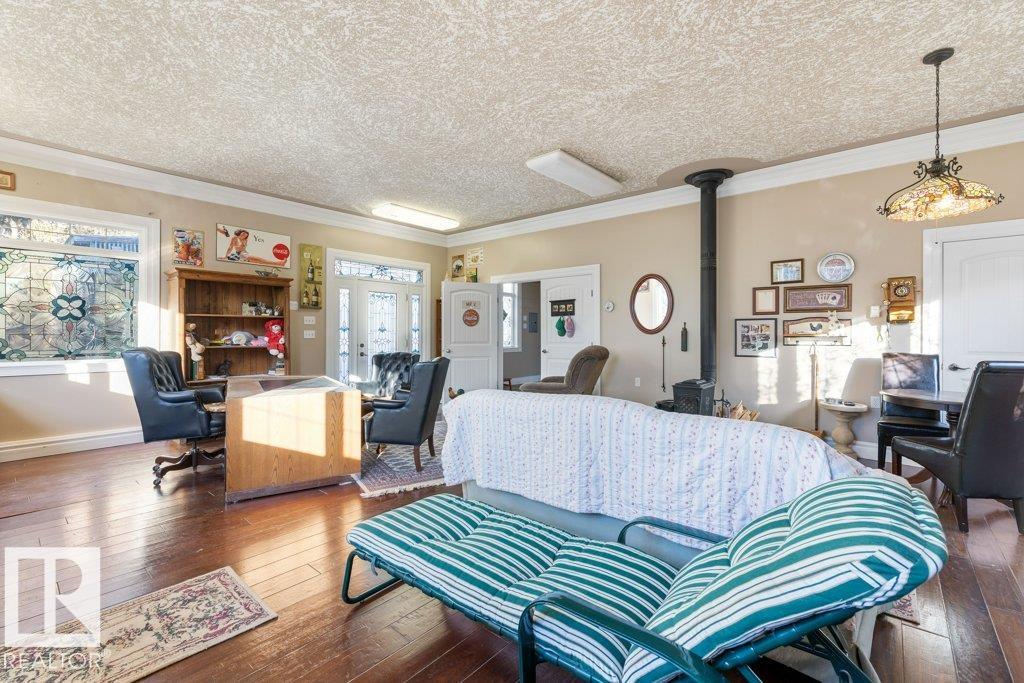 Photo 43 at 24 25019 Sturgeon Road Drive, Upper Viscount Estate, Rural Sturgeon County