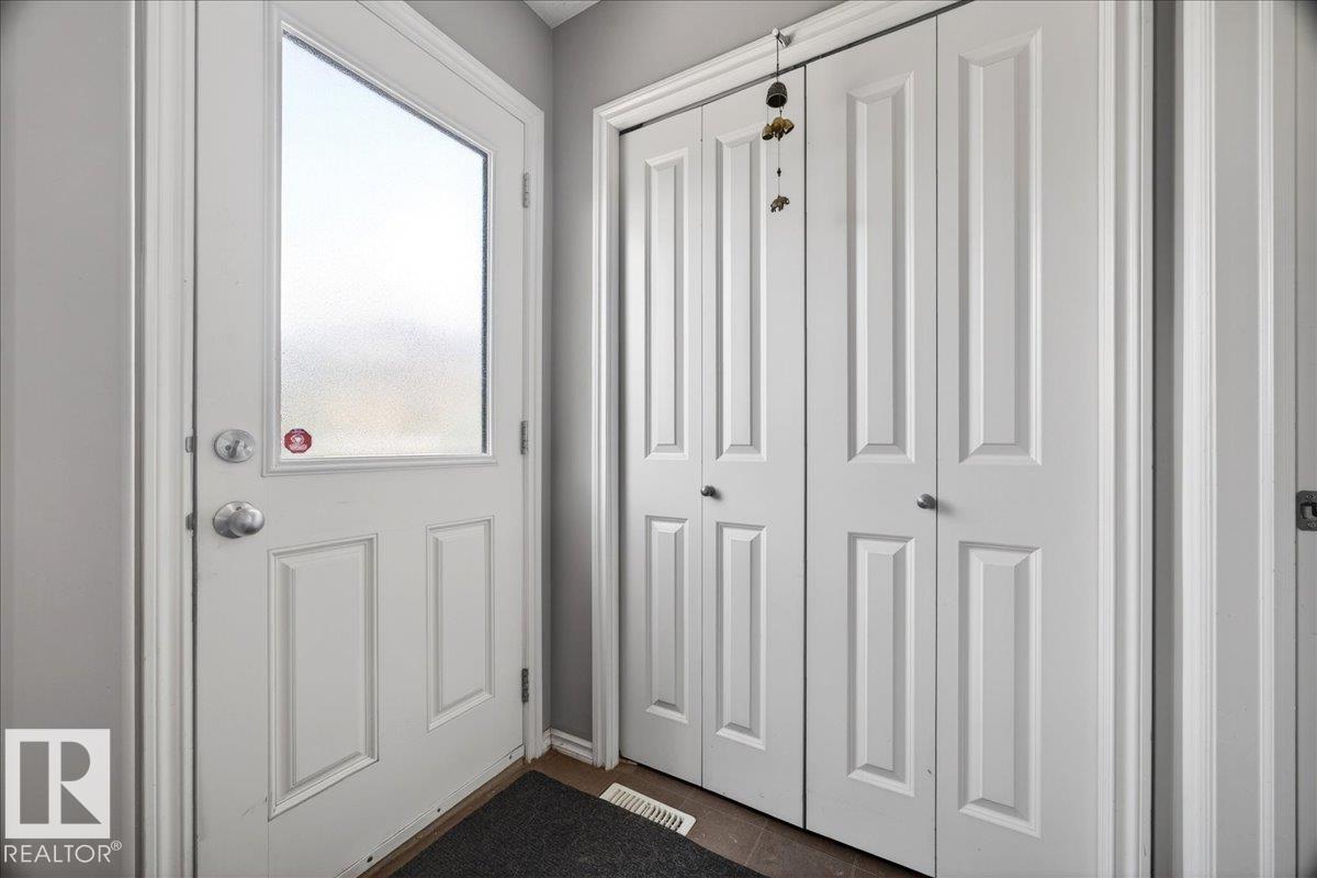 Photo 20 at 18080 89 Street NW, Klarvatten, Edmonton