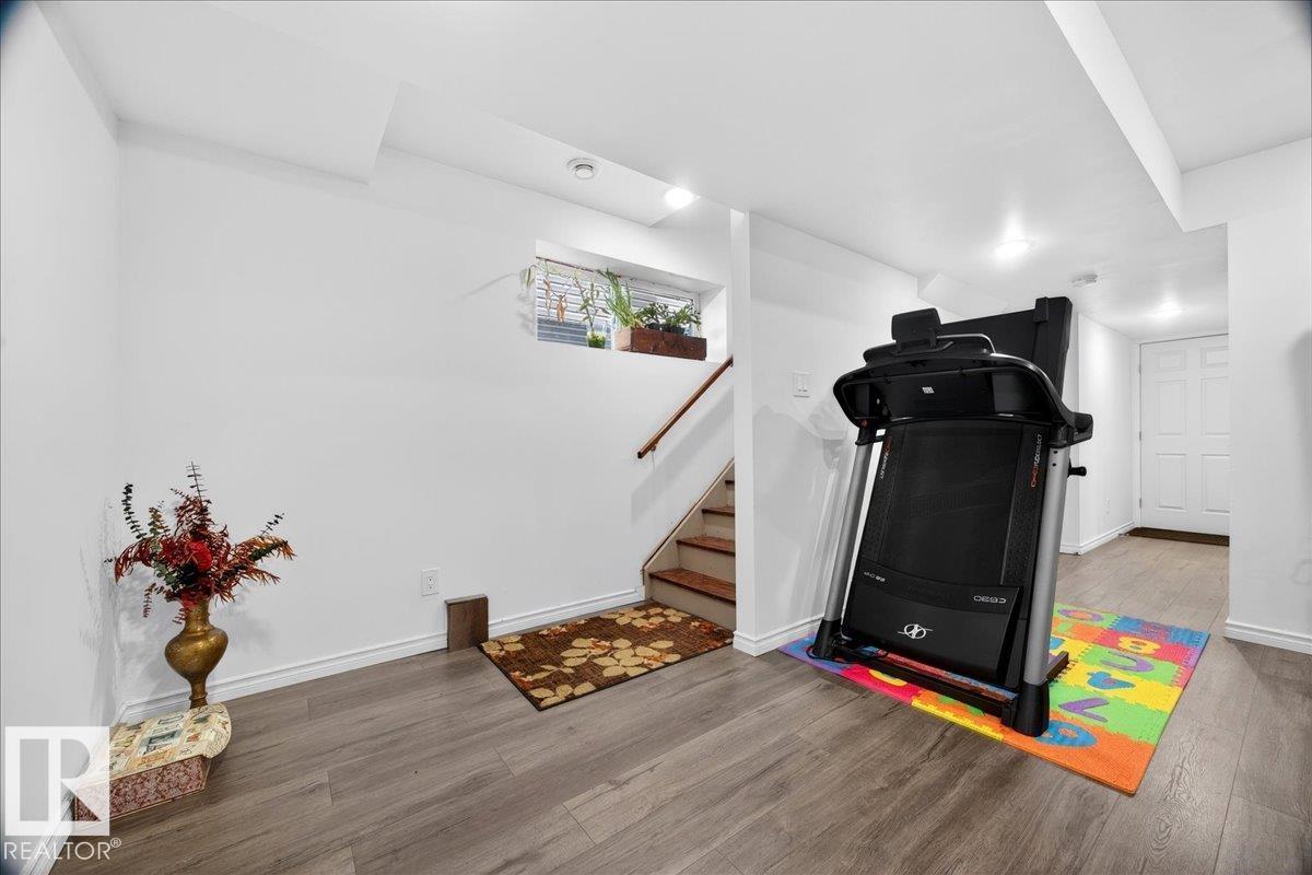 Photo 37 at 18080 89 Street NW, Klarvatten, Edmonton