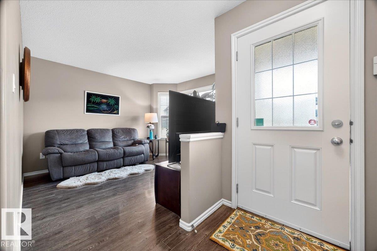 Photo 7 at 18080 89 Street NW, Klarvatten, Edmonton