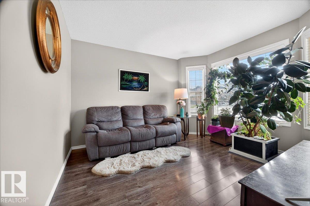 Photo 9 at 18080 89 Street NW, Klarvatten, Edmonton