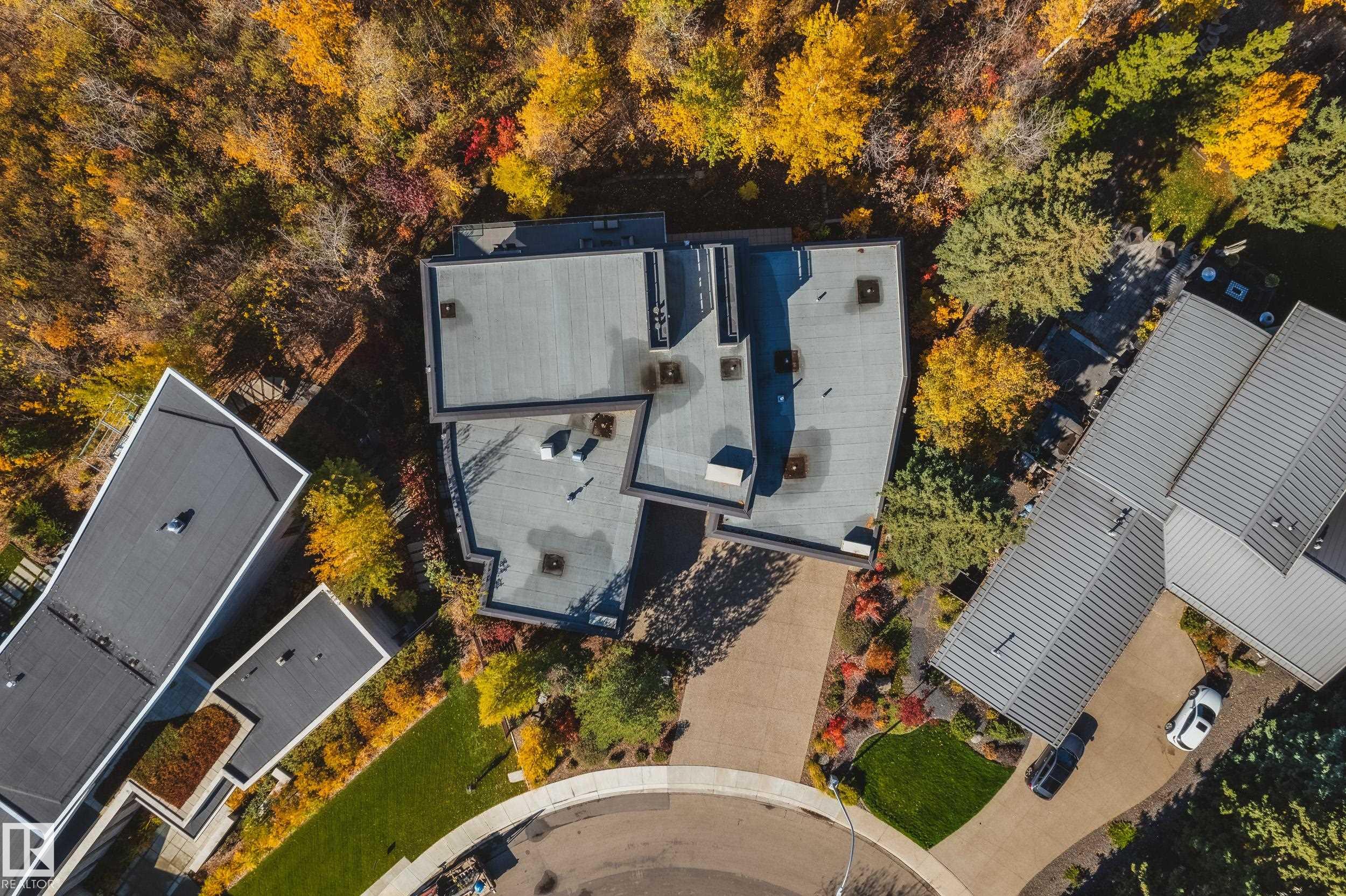 https://zimg.paragon.ice.com/ParagonImages/Property/PM/RAE/225399403/40/0/0/d8db0c012217fb1bd2ef7ca54243a343/1/8f7c2f8b7e0f175fbbe714c7e570cf51/225399403-492535A1-38F0-4289-8BA9-2592290F9396.JPG