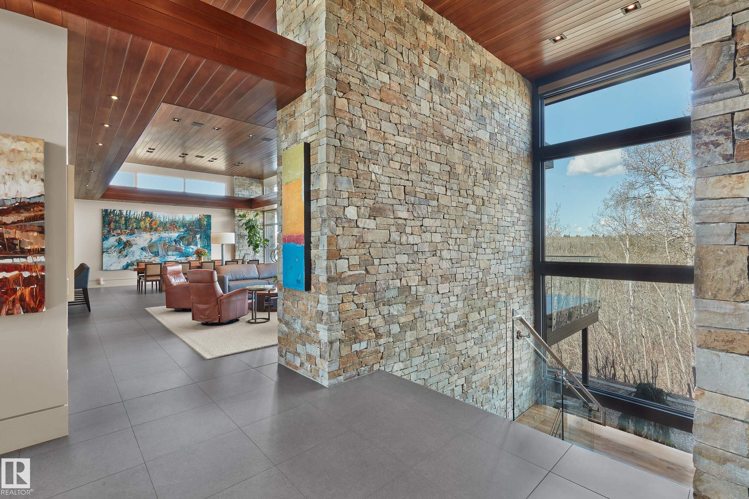 https://zimg.paragon.ice.com/ParagonImages/Property/PM/RAE/225399403/6/0/0/da2b1d03ec51a1c23a09c2e6ea6fdf60/1/8f7c2f8b7e0f175fbbe714c7e570cf51/225399403-43028006-CF21-4643-B3D7-C73B32A86DE4.JPG
