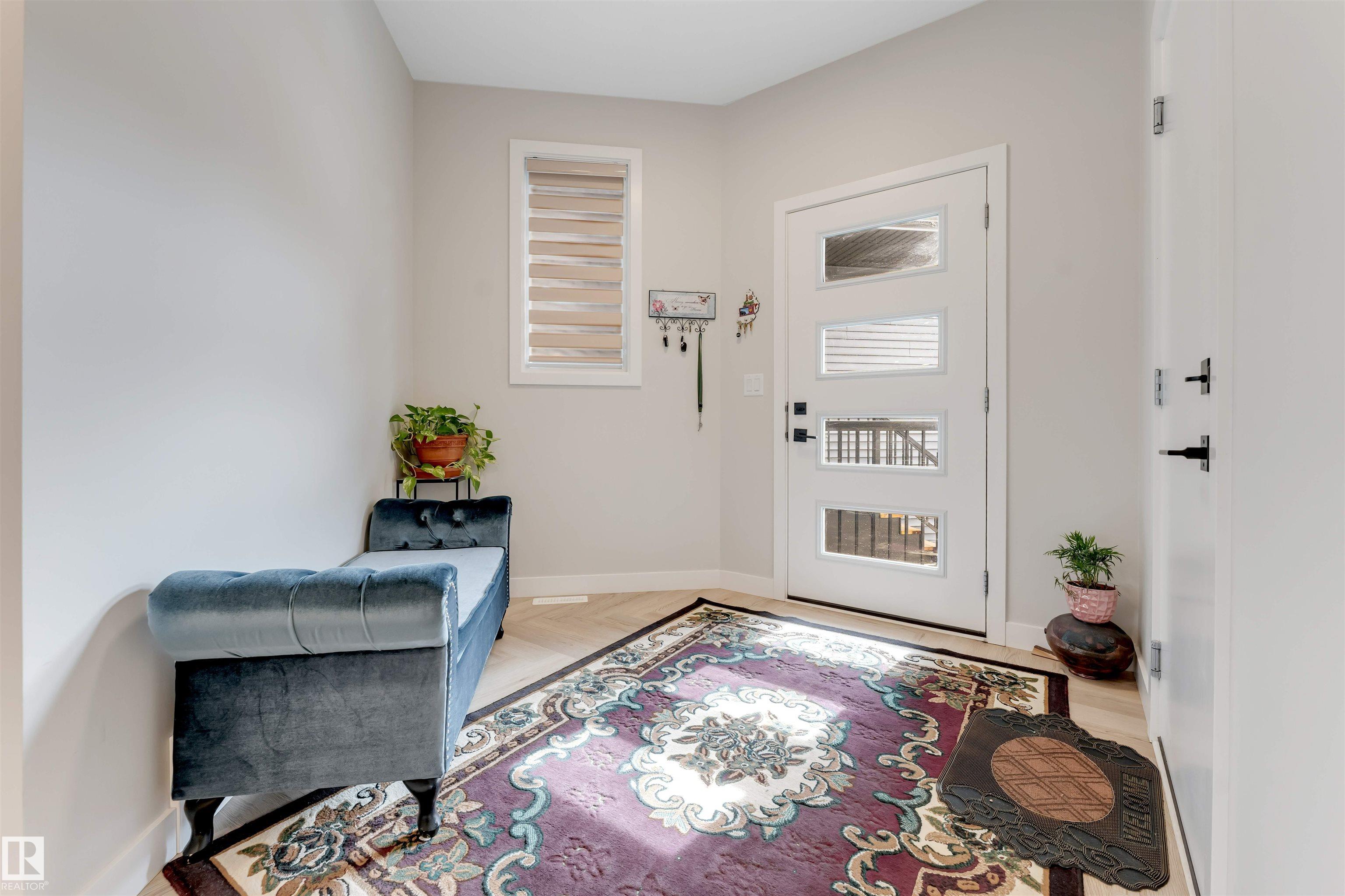 Picture for 6404 27 AV SW