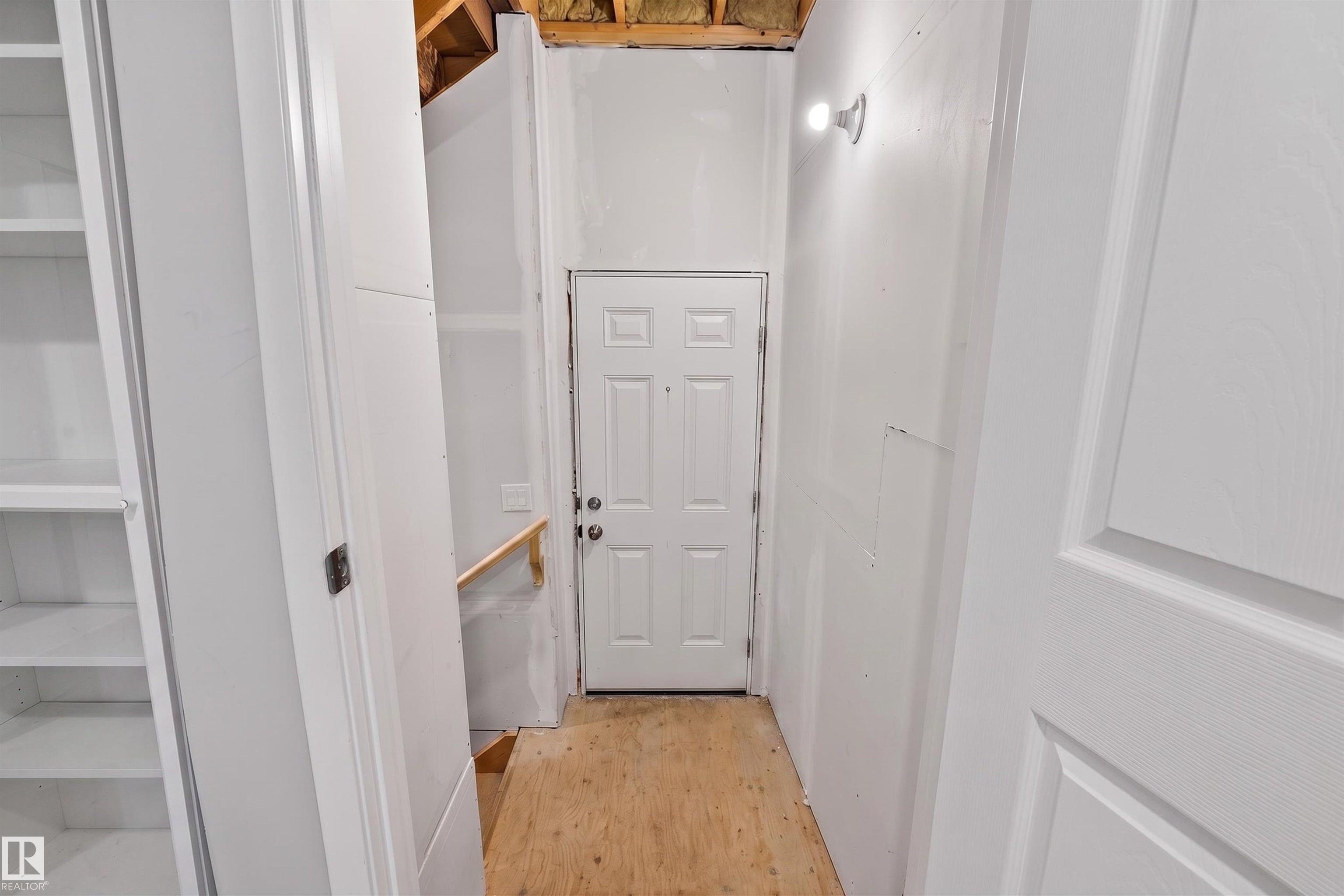 https://zimg.paragon.ice.com/ParagonImages/Property/PM/RAE/225399409/39/0/0/f62d3df0ef681406ec791905c7298741/1/39409c1ee42cc264573fac8d3f829013/225399409-9a332e91-7d03-4794-99c8-f6c25cba7a7c.JPG
