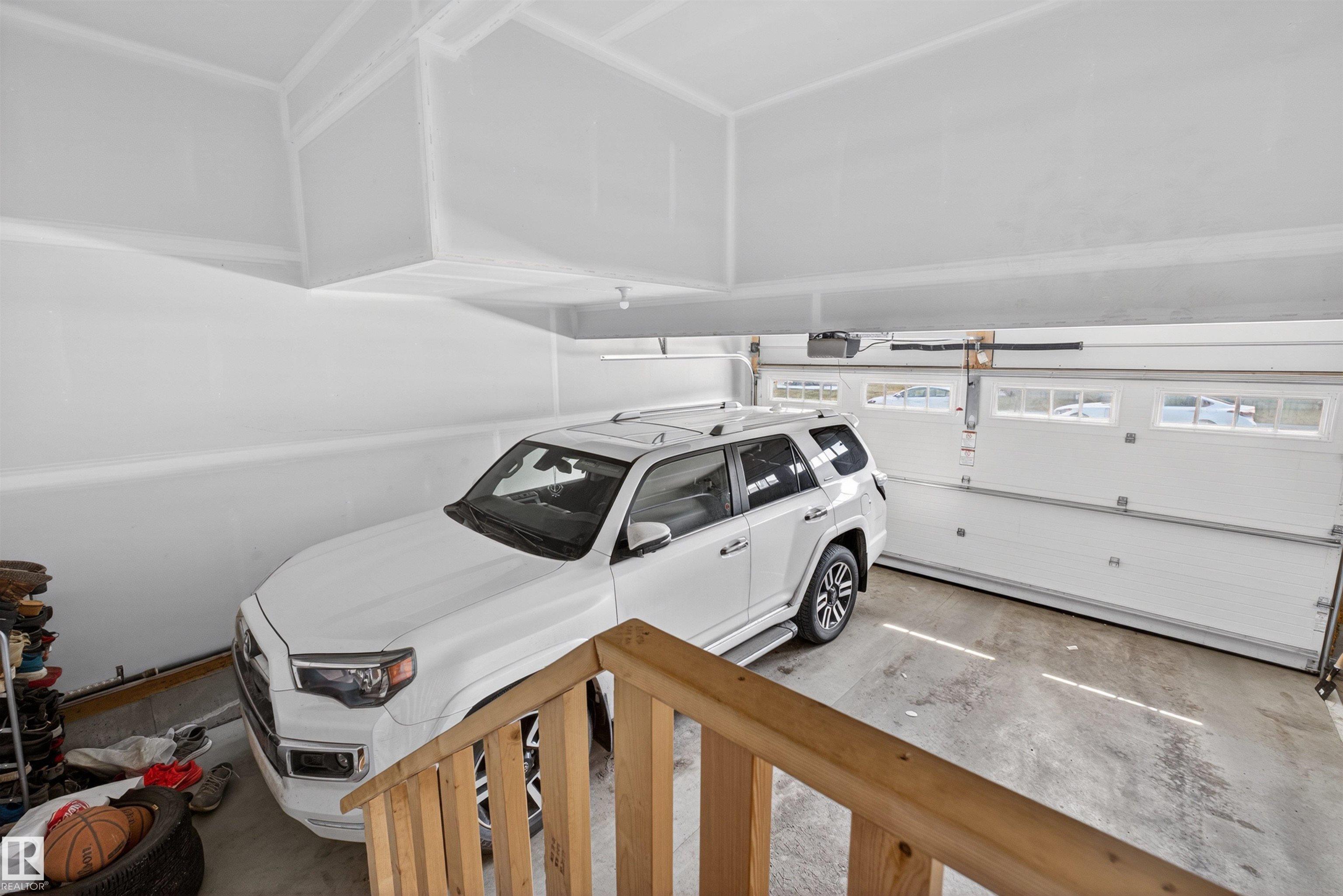 https://zimg.paragon.ice.com/ParagonImages/Property/PM/RAE/225399409/45/0/0/2af451be7f37f76083ca8a9b1179f7a3/1/39409c1ee42cc264573fac8d3f829013/225399409-4027f98a-93e0-443f-b7a5-ced4bdbf1948.JPG