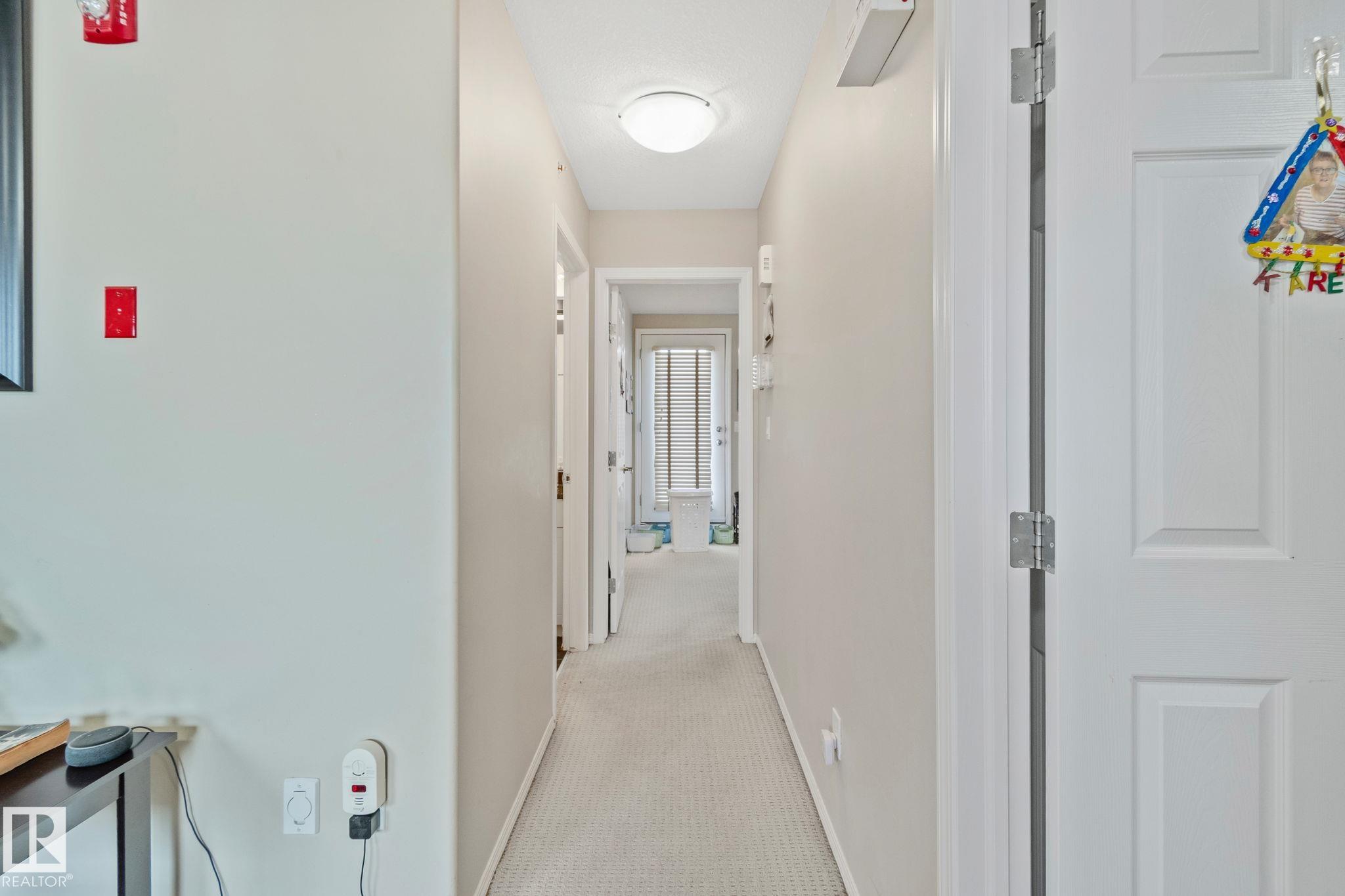https://zimg.paragon.ice.com/ParagonImages/Property/PM/RAE/225399410/36/0/0/831328bf97257045b257787d21f91e8b/1/f7eefd9bcf5856d0f9530fbe752379cc/225399410-fc770c0c-689c-43b4-b412-6530f95524b2.JPG