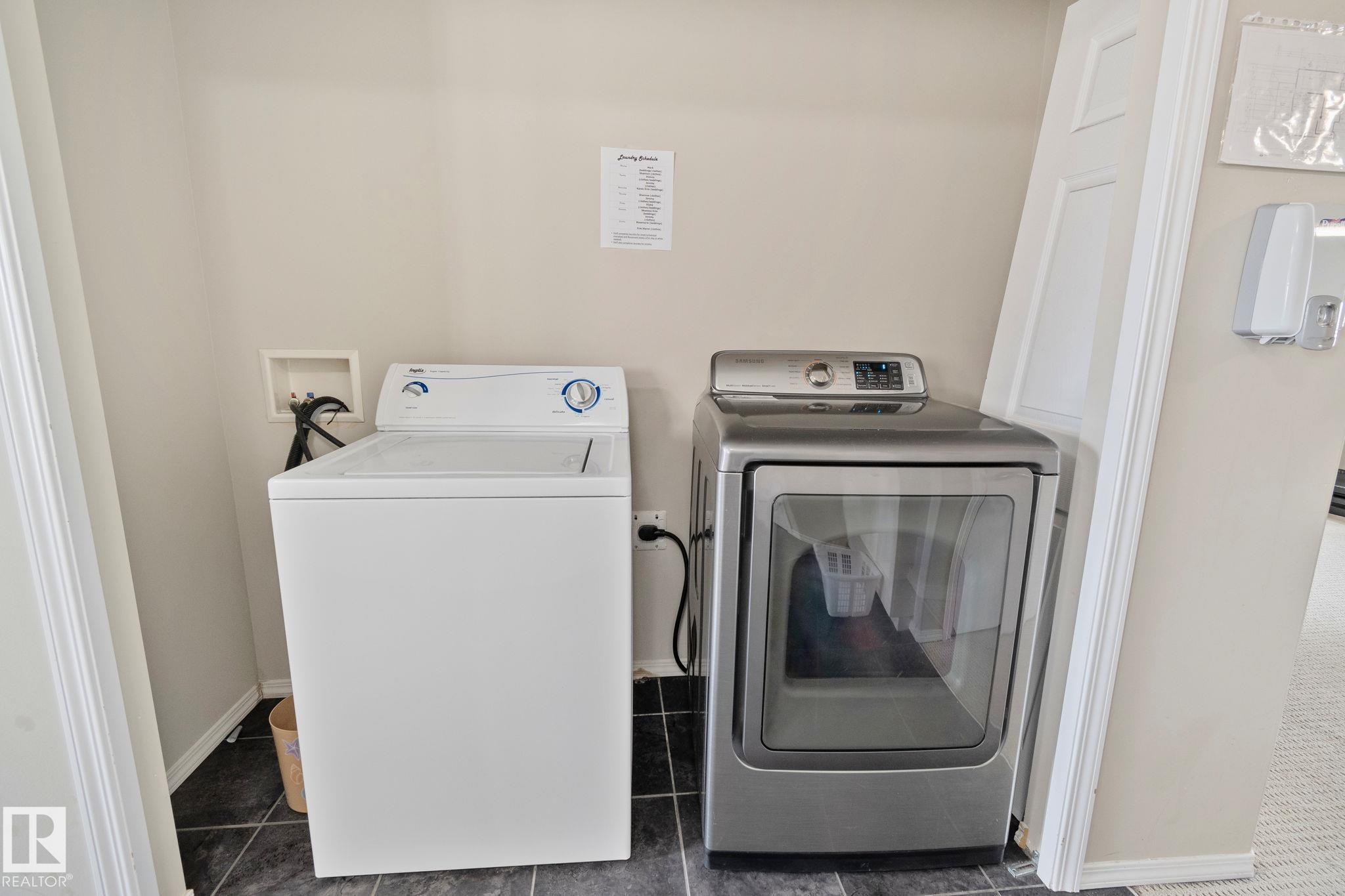 https://zimg.paragon.ice.com/ParagonImages/Property/PM/RAE/225399410/44/0/0/156246f4fe7cbc181b9ebaf3eaffb9ad/1/f7eefd9bcf5856d0f9530fbe752379cc/225399410-374a0b12-afed-46f1-a237-d422d93ced6b.JPG