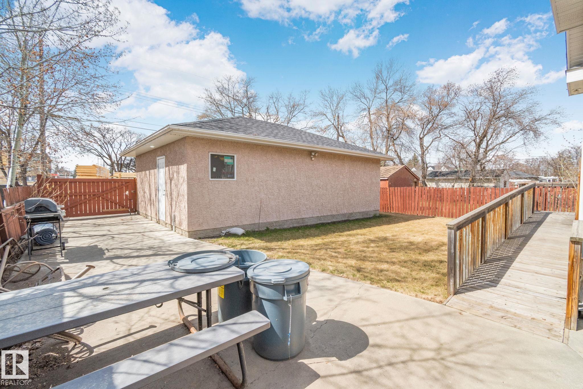 https://zimg.paragon.ice.com/ParagonImages/Property/PM/RAE/225399410/64/0/0/4d2f1287c0651714c862429d00ed5f7f/1/f7eefd9bcf5856d0f9530fbe752379cc/225399410-d544724e-59ea-4d10-a3ab-e76002c6eb01.JPG