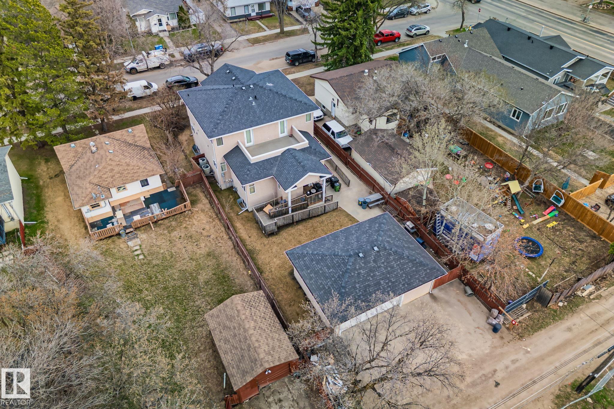 https://zimg.paragon.ice.com/ParagonImages/Property/PM/RAE/225399410/70/0/0/853b8f5b58cd4c4abf0f1a1b744ee9f8/1/f7eefd9bcf5856d0f9530fbe752379cc/225399410-6ab28a7f-aa7f-4694-a183-02899d4d7e65.JPG