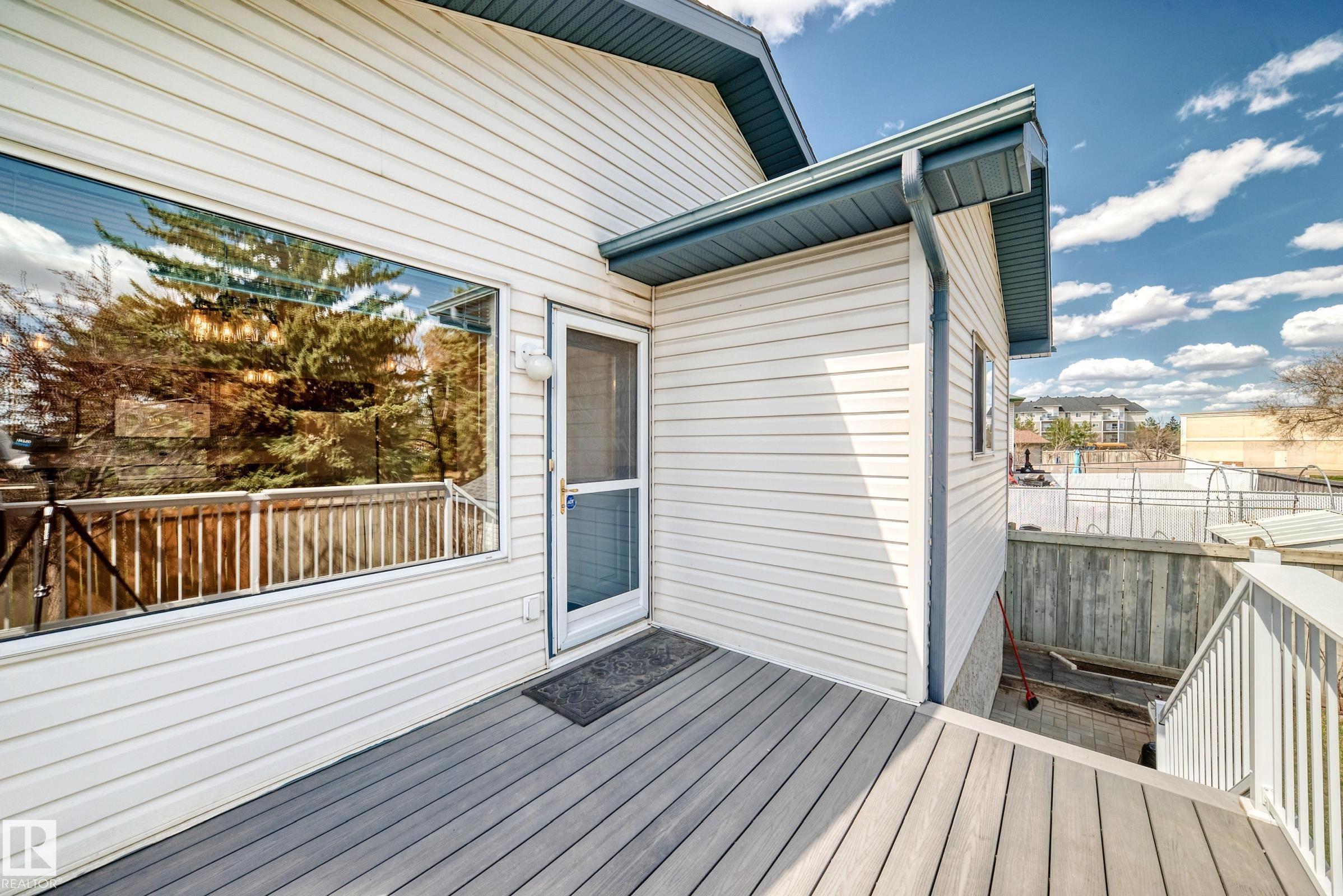 https://zimg.paragon.ice.com/ParagonImages/Property/PM/RAE/225399417/16/0/0/b2264322554efe207e5716ce1e61d10d/1/147ea2459a8ec79016b6fe00afc2474f/225399417-af1e1f11-0a81-479f-9b26-9d7c30a58869.JPG
