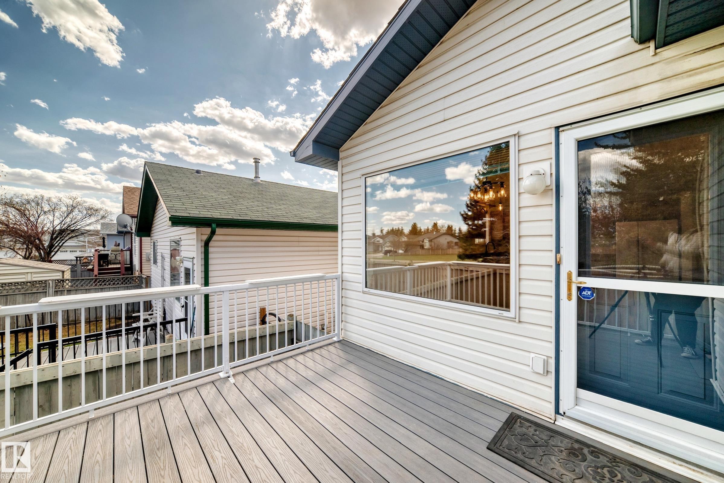https://zimg.paragon.ice.com/ParagonImages/Property/PM/RAE/225399417/17/0/0/b51458f4f28a3b095395314fe2b73e34/1/147ea2459a8ec79016b6fe00afc2474f/225399417-951a8003-e091-4293-8752-df0eddb9a453.JPG