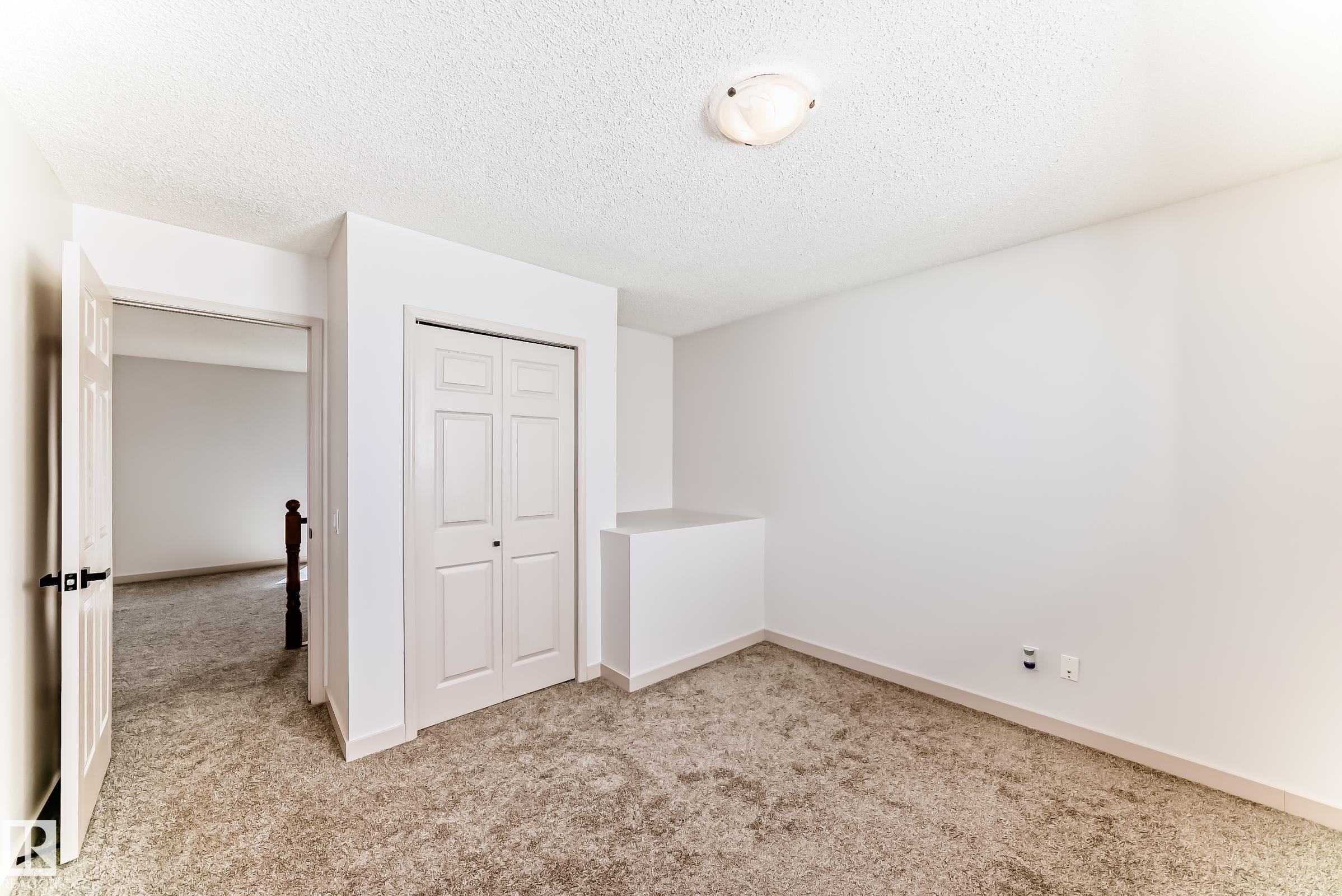 https://zimg.paragon.ice.com/ParagonImages/Property/PM/RAE/225399417/28/0/0/6a3a25b2965467442de285f01702bde3/1/147ea2459a8ec79016b6fe00afc2474f/225399417-4597632d-83d4-4b89-9f48-eb847b9e8616.JPG