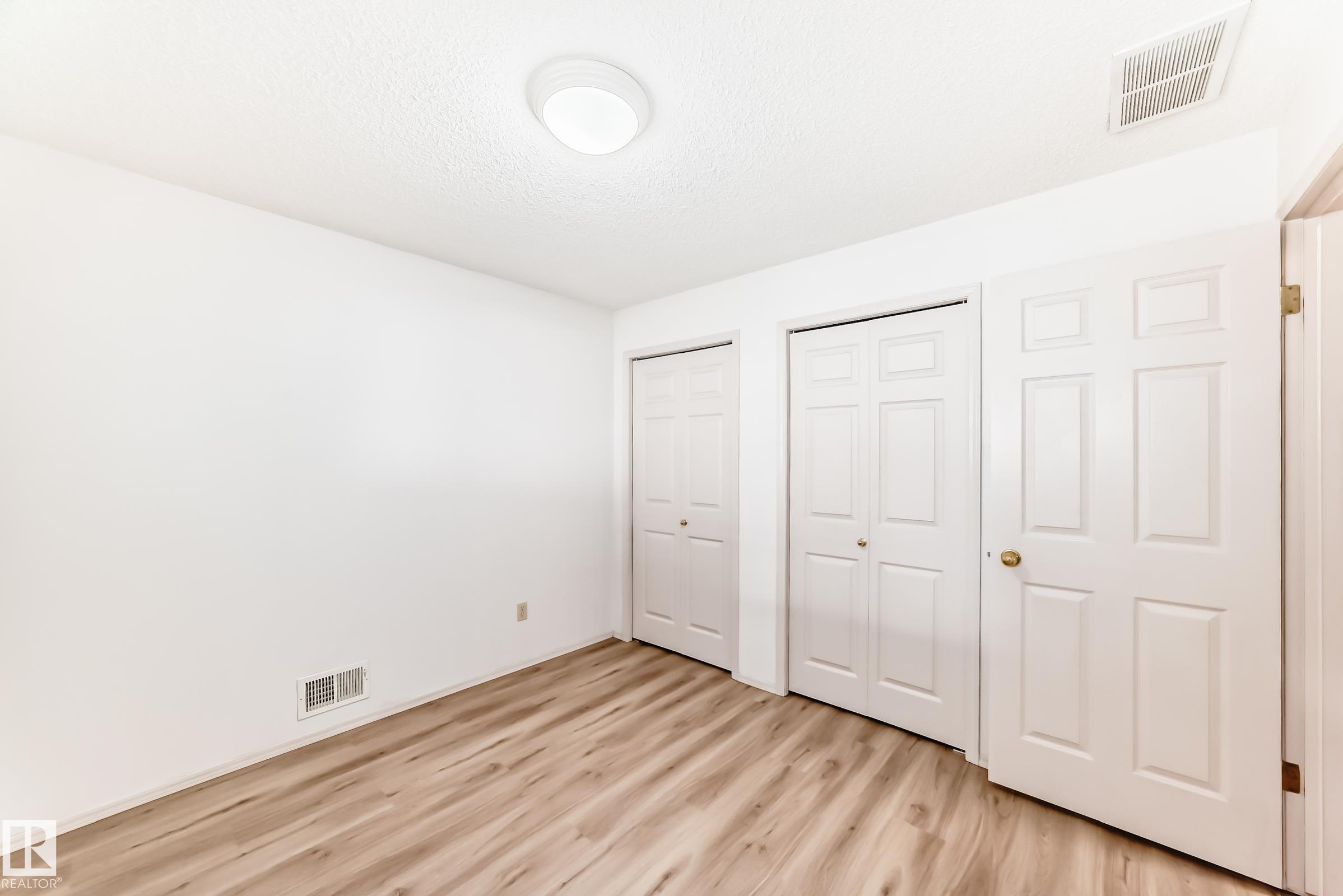 https://zimg.paragon.ice.com/ParagonImages/Property/PM/RAE/225399417/48/0/0/b1295d35319f0151119a0bd3b902e19c/1/147ea2459a8ec79016b6fe00afc2474f/225399417-6d5f3223-dcc5-45ca-9b14-2bda29c48ad2.JPG
