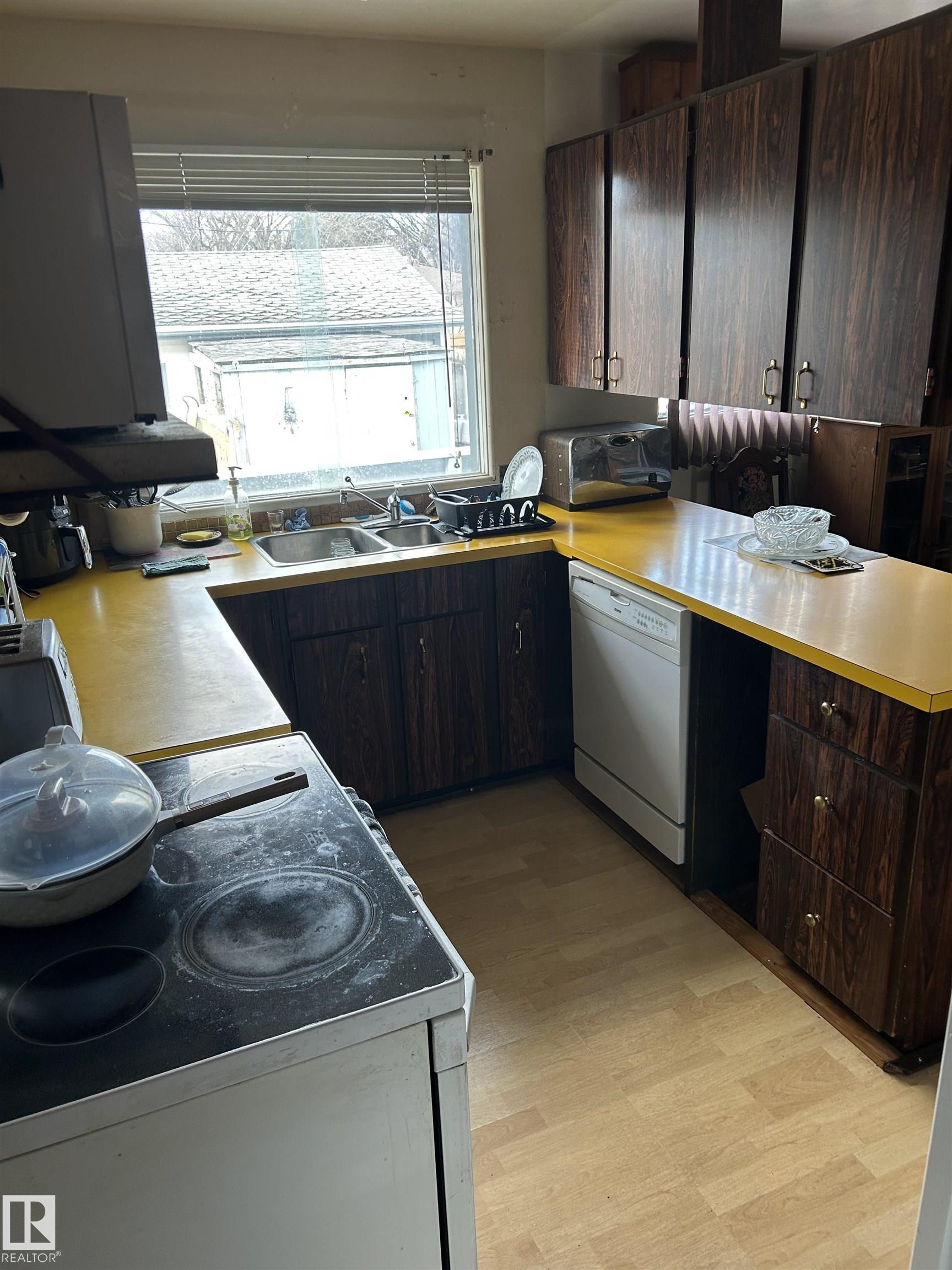 Photo 8 at 9612 75a Street NW, Holyrood, Edmonton