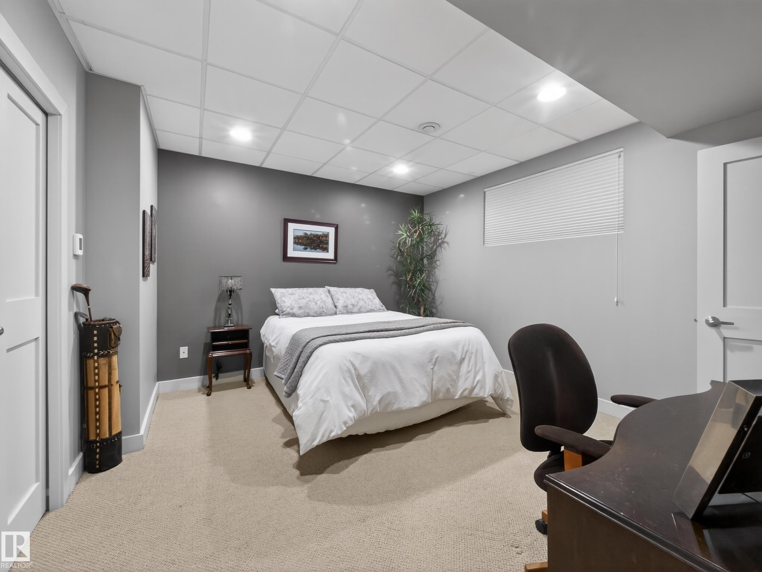 https://zimg.paragon.ice.com/ParagonImages/Property/PM/RAE/225399421/57/0/0/84c32f0d3d3a30bbdbb32e71eb8568a3/1/913b9065f804c3a3861776c4304e18a5/225399421-9e8a2fc9-31b9-42e7-bade-be7a2728d894.JPG