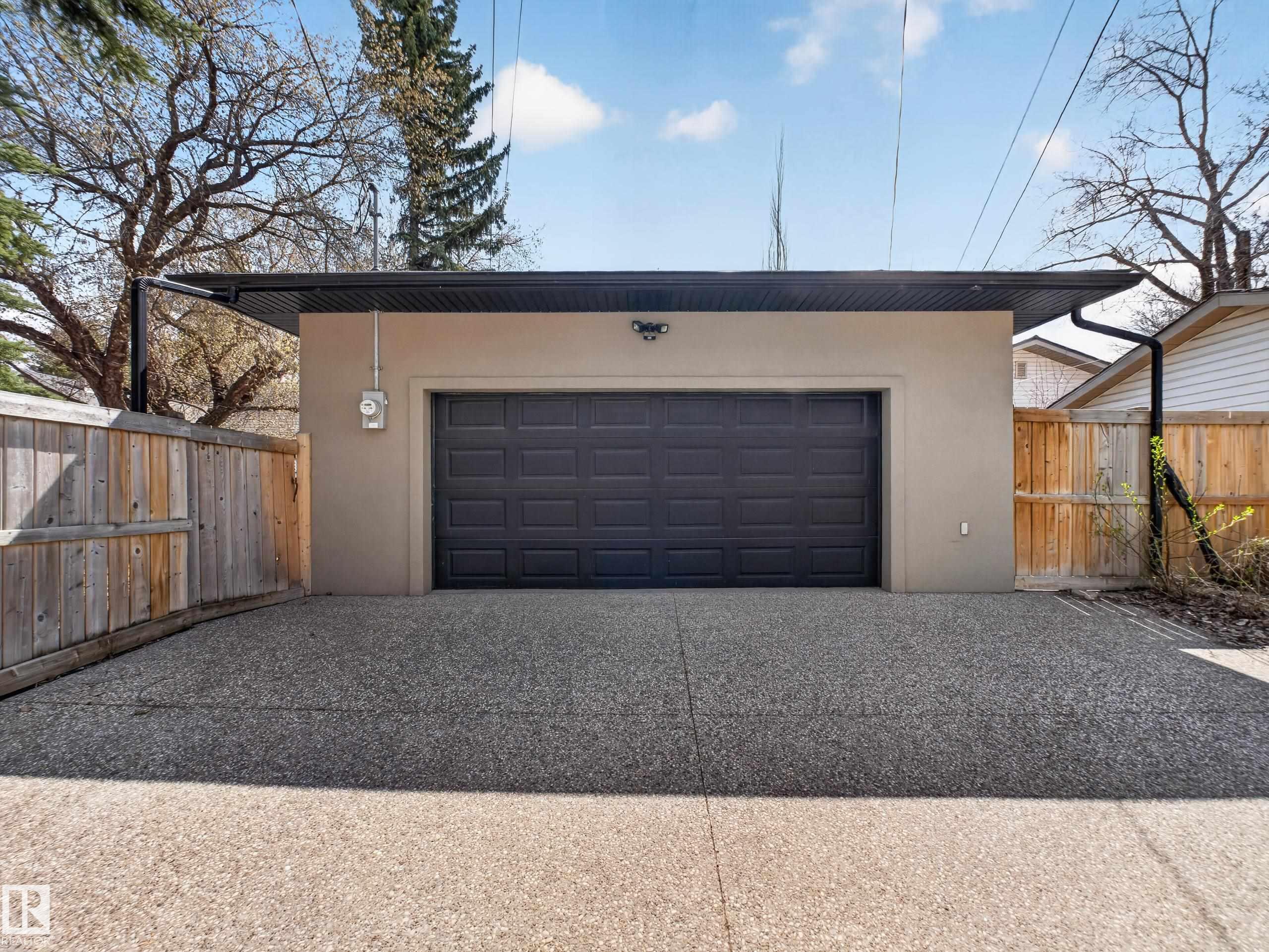 https://zimg.paragon.ice.com/ParagonImages/Property/PM/RAE/225399421/62/0/0/da7e865b5f61ff2e746a271394d2166a/1/913b9065f804c3a3861776c4304e18a5/225399421-a2a14e4f-744e-46ae-8494-bfc2b998a94a.JPG