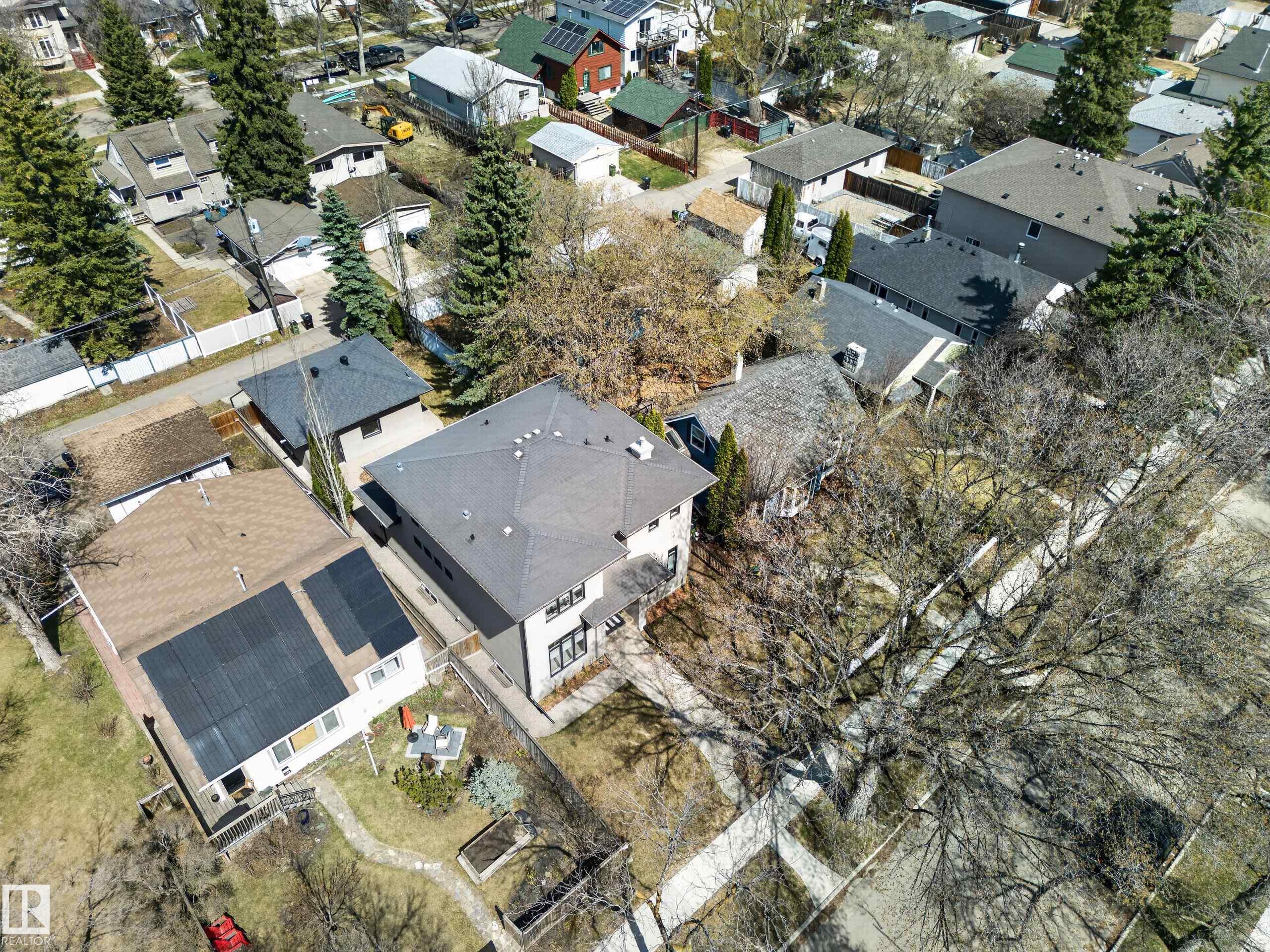 https://zimg.paragon.ice.com/ParagonImages/Property/PM/RAE/225399421/68/0/0/a3ed83aa663b2082e7d9fdb7b09b2cc4/1/913b9065f804c3a3861776c4304e18a5/225399421-46403e0f-e303-4466-866f-853a431cd5a0.JPG