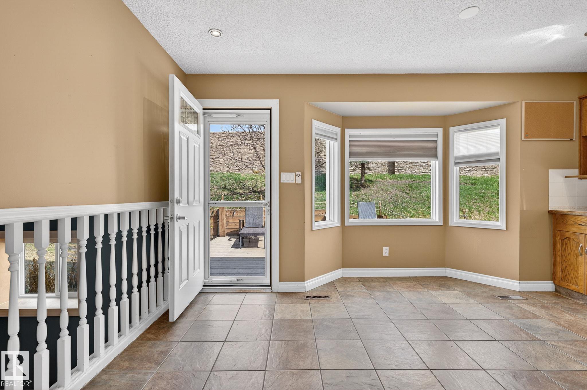 Photo 15 at 4 Dorset Place, Deer Ridge, St. Albert