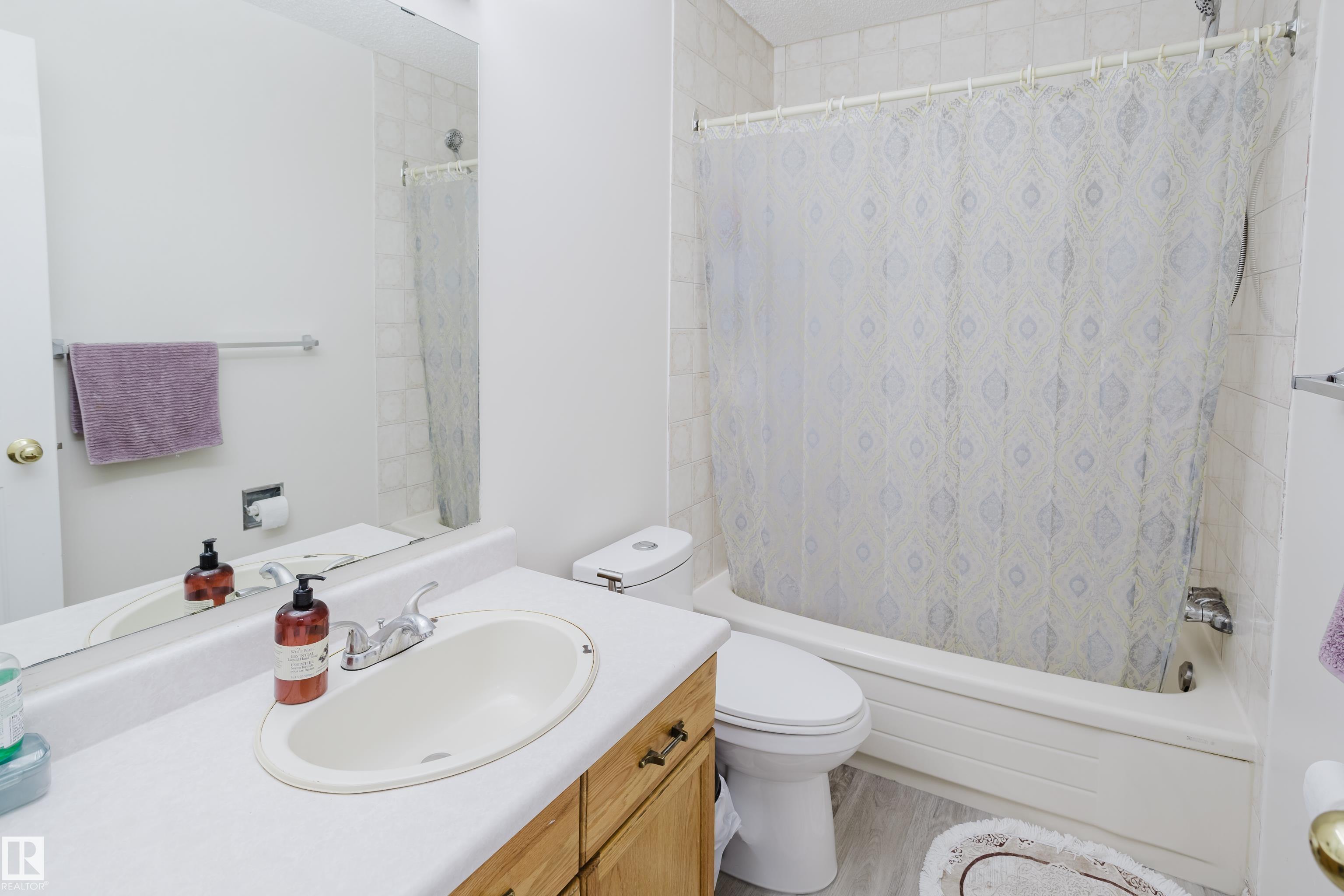 Photo 34 at 236 Lago Lindo Crescent NW, Lago Lindo, Edmonton