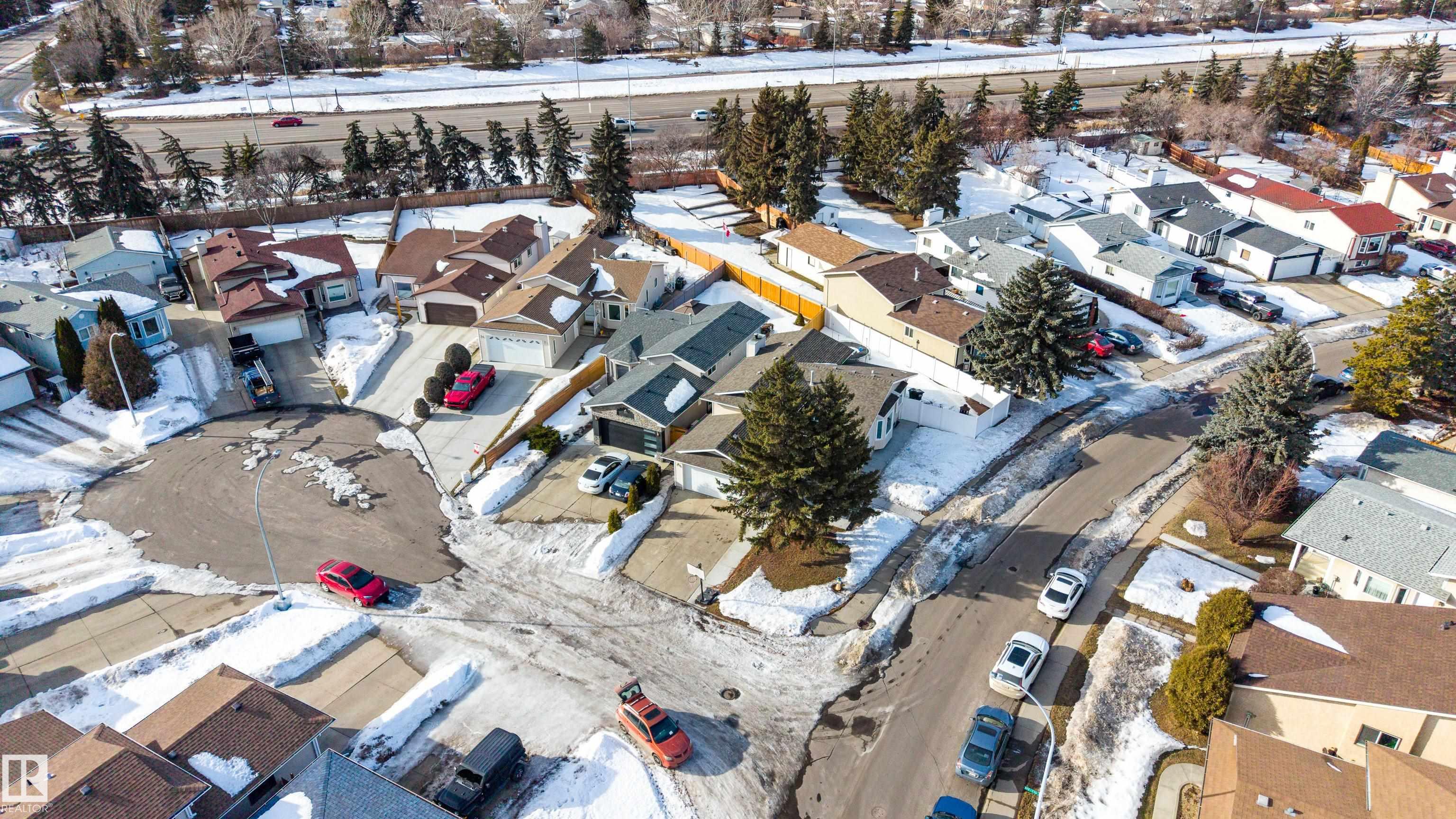 Photo 52 at 236 Lago Lindo Crescent NW, Lago Lindo, Edmonton