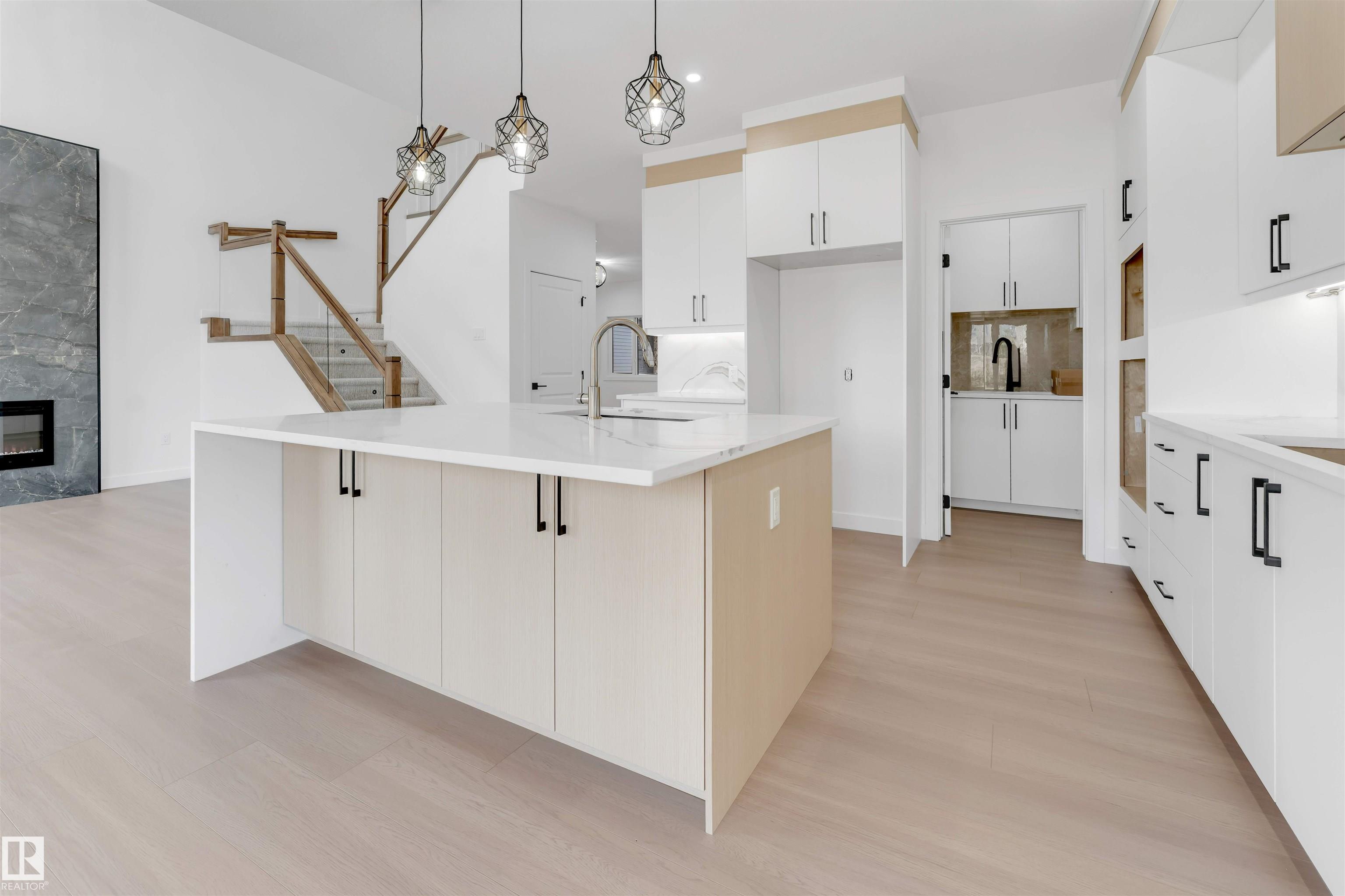 138 Creekside Lane, Creekside, Leduc