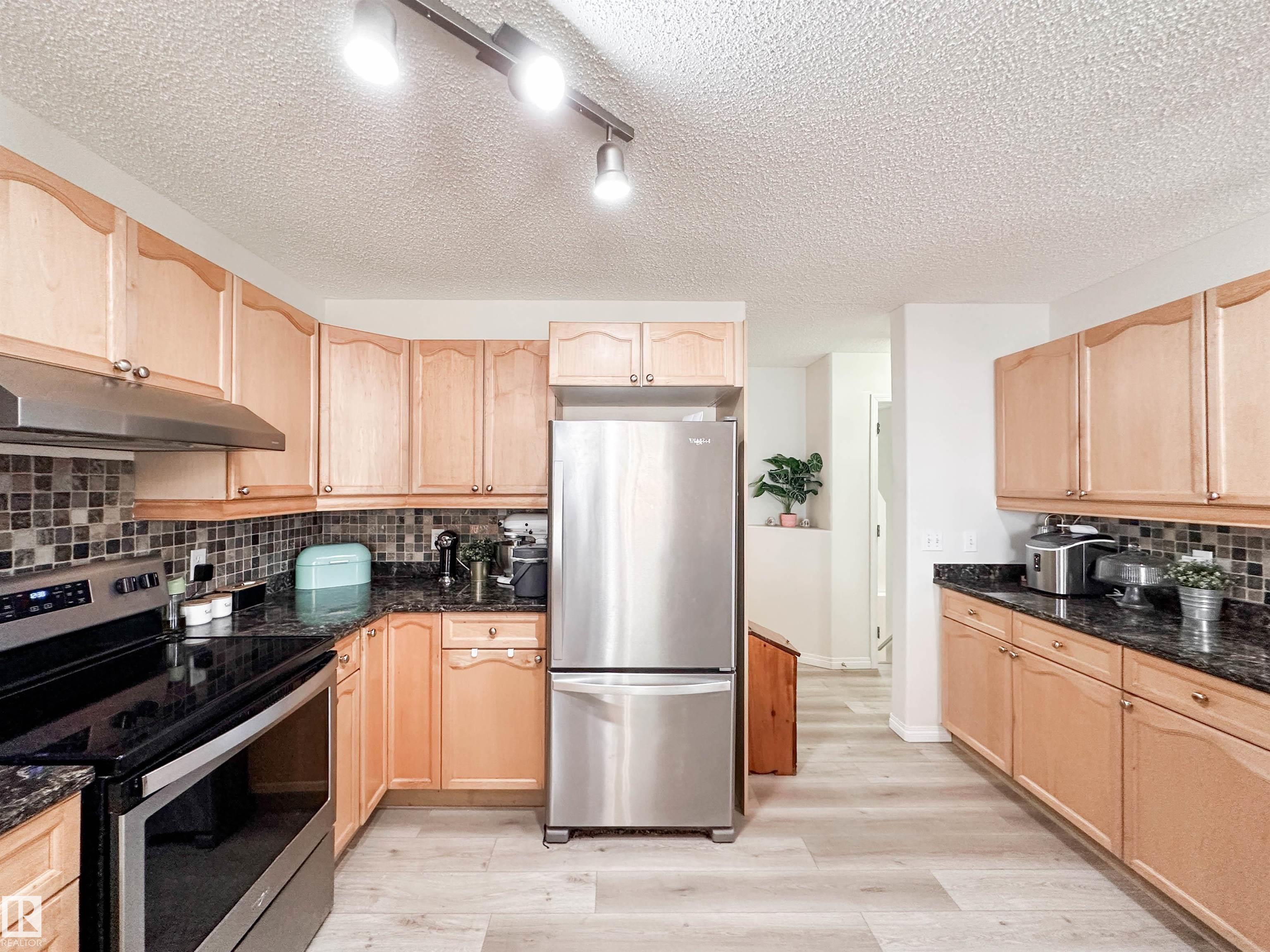 Photo 17 at 6 Norfolk Close, North Ridge, St. Albert