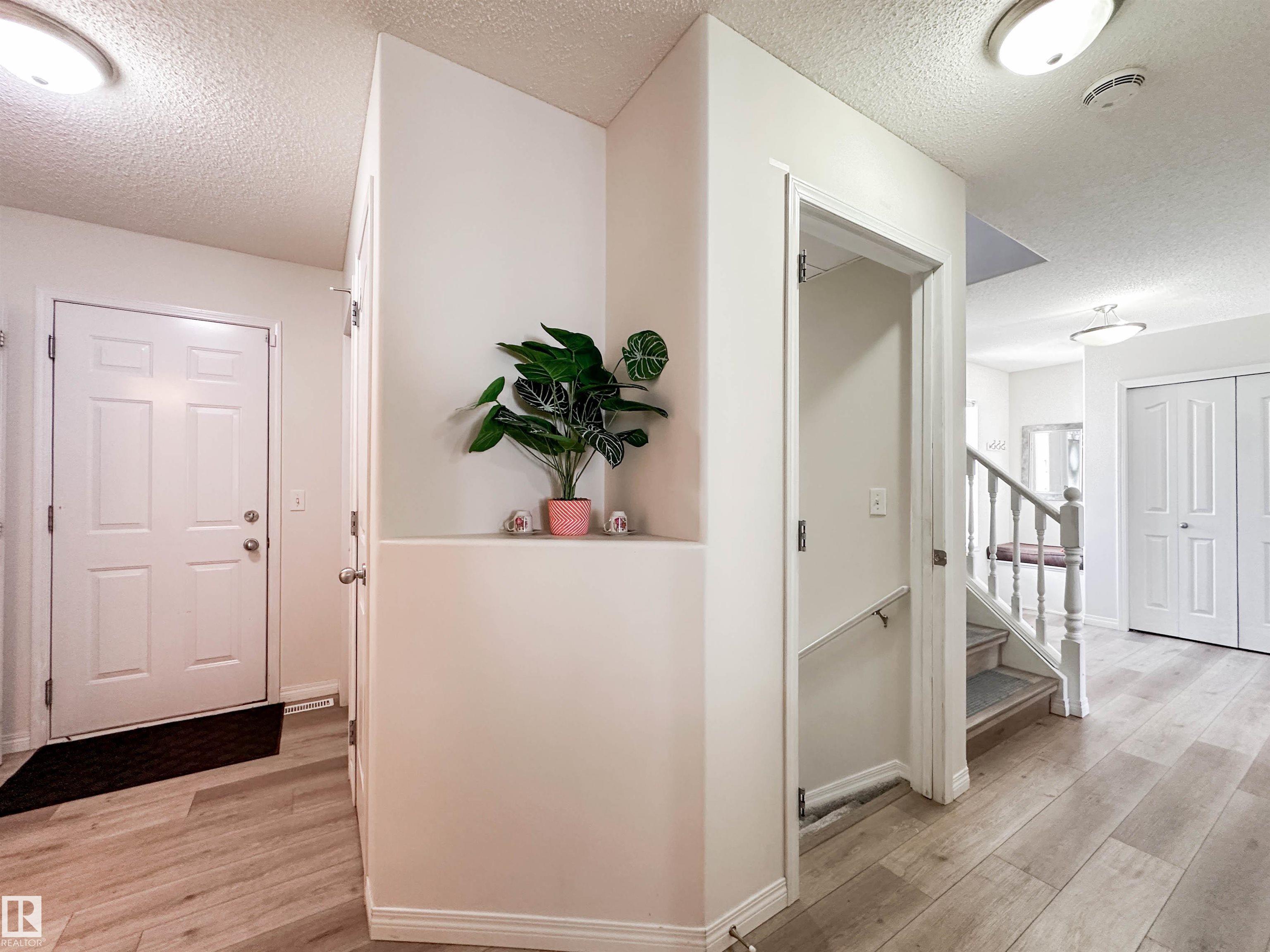 Photo 27 at 6 Norfolk Close, North Ridge, St. Albert