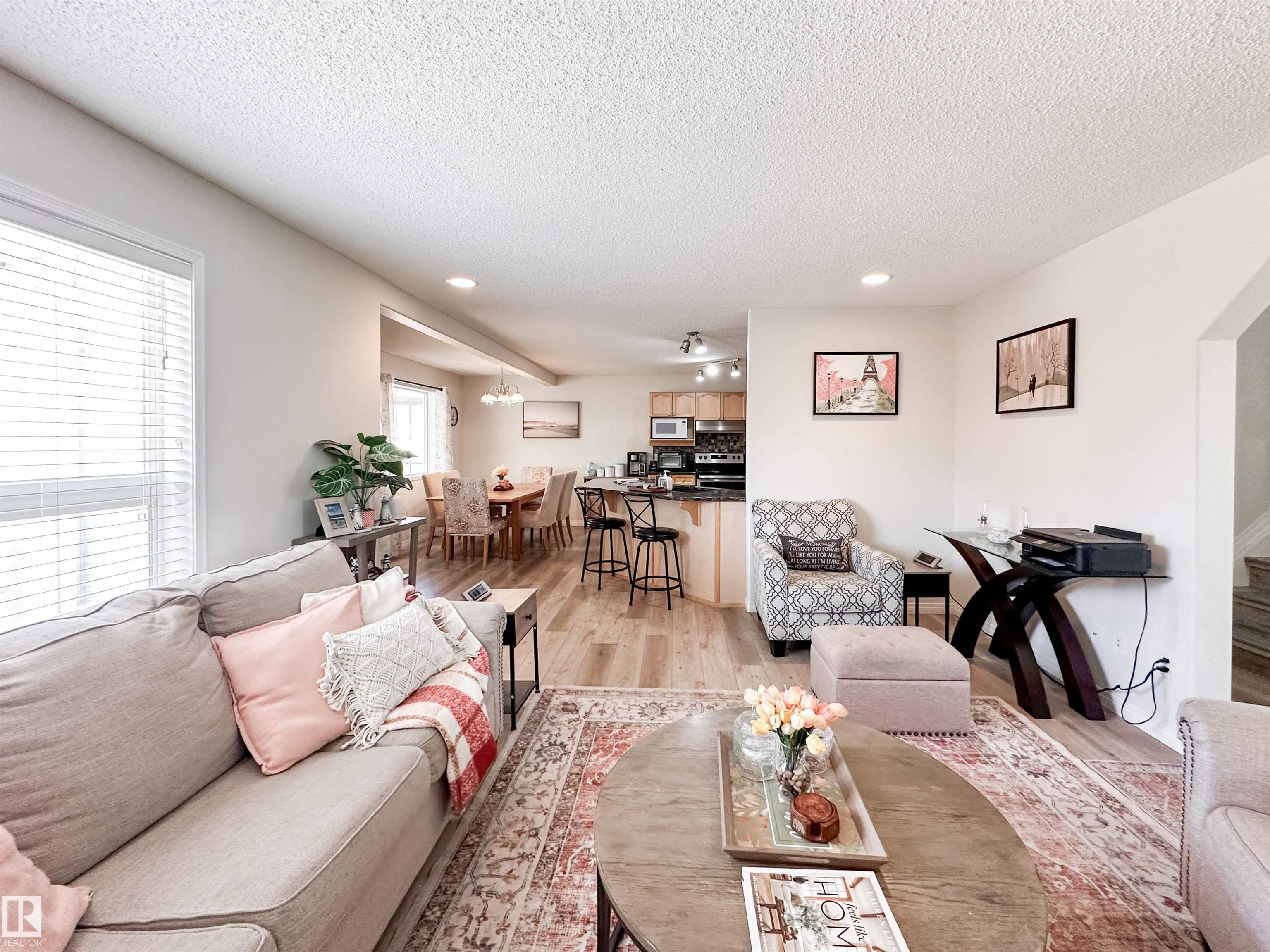 Photo 8 at 6 Norfolk Close, North Ridge, St. Albert